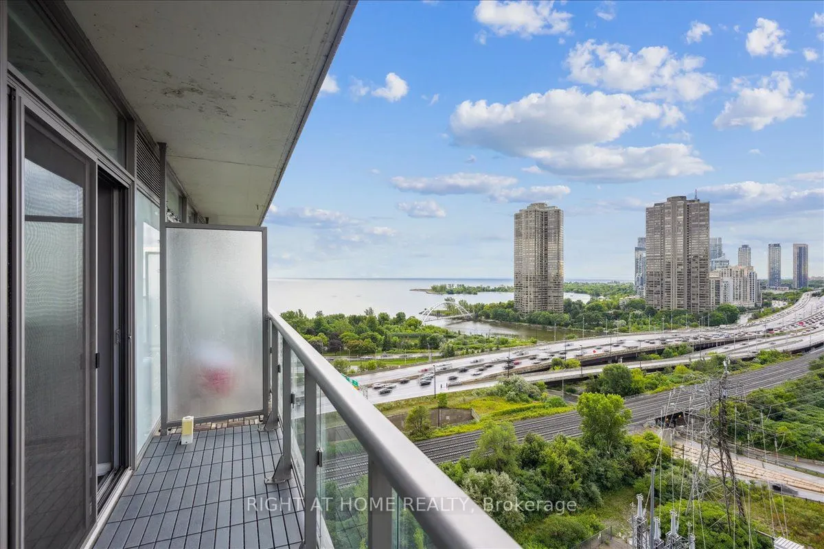 105 The Queensway, #1607