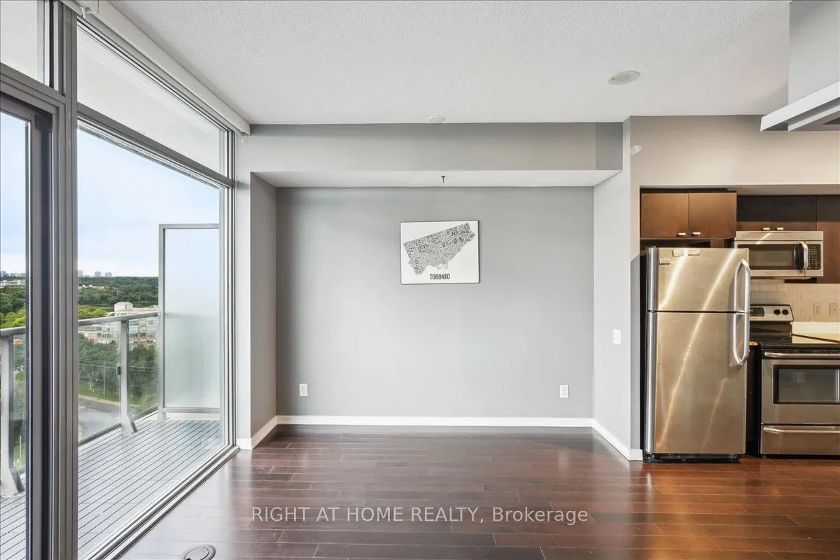 105 The Queensway, #1607