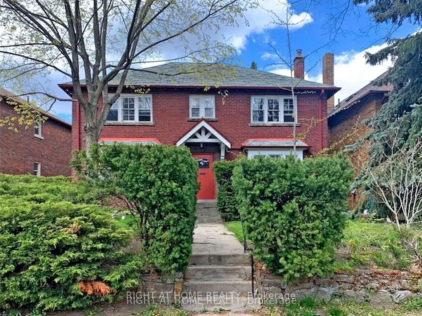 11 Rivercrest Road
