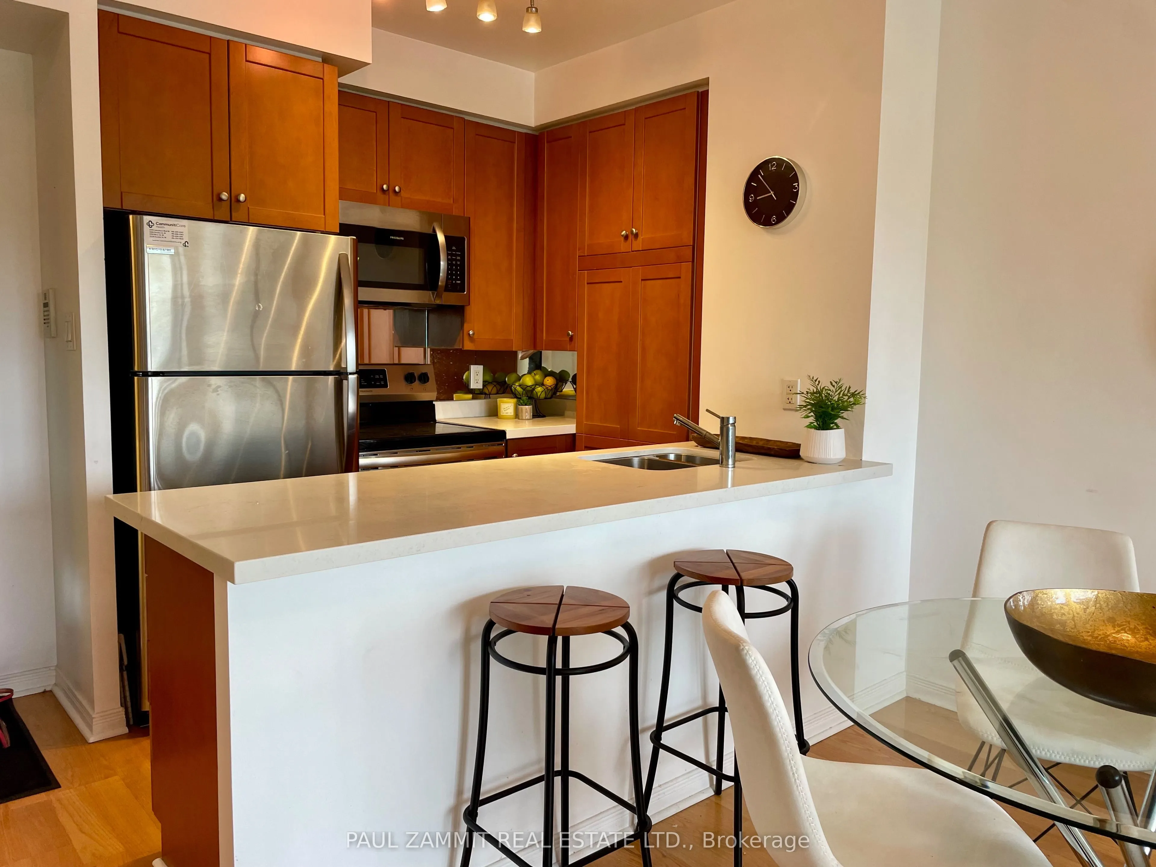 2495 Dundas Street W, #409