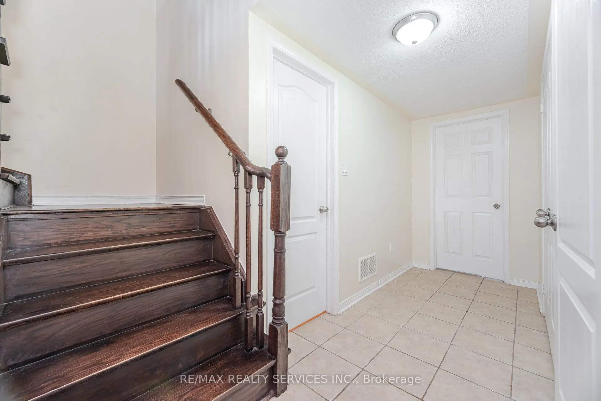 196 Inspire Boulevard