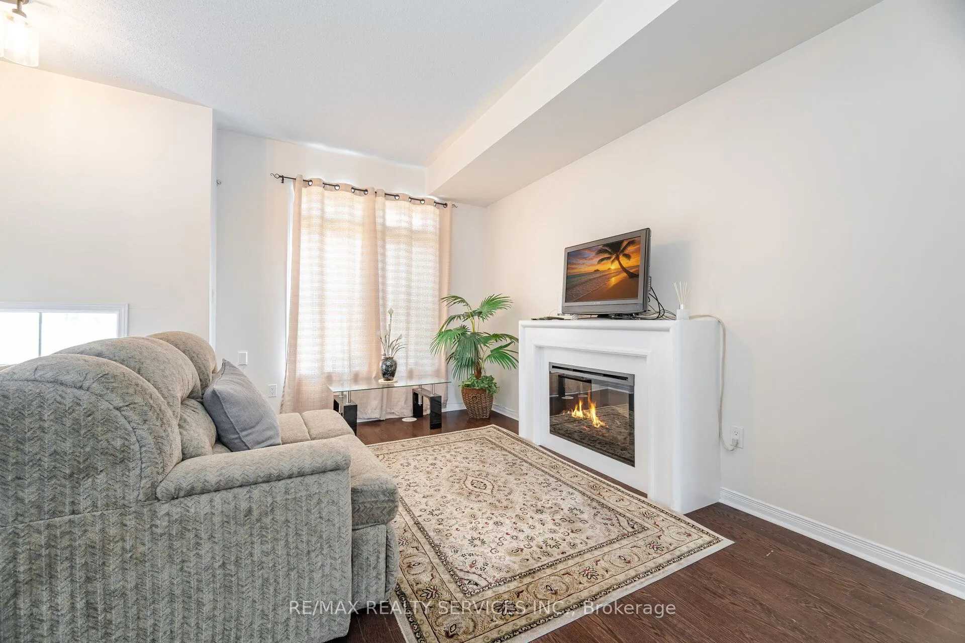 196 Inspire Boulevard