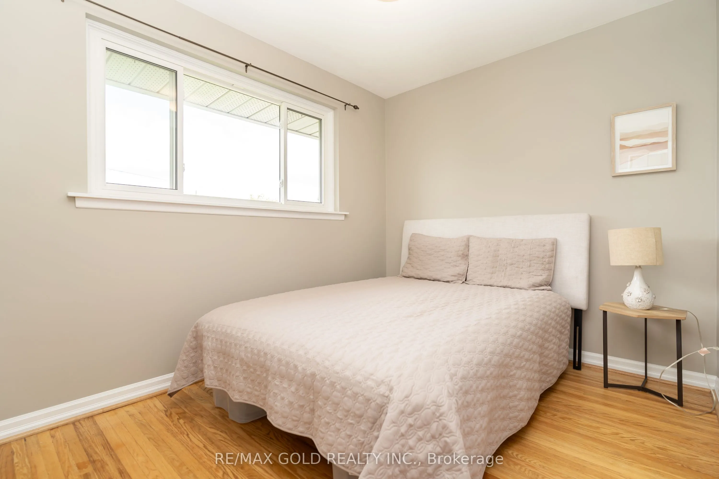 36 Alderbury Crescent