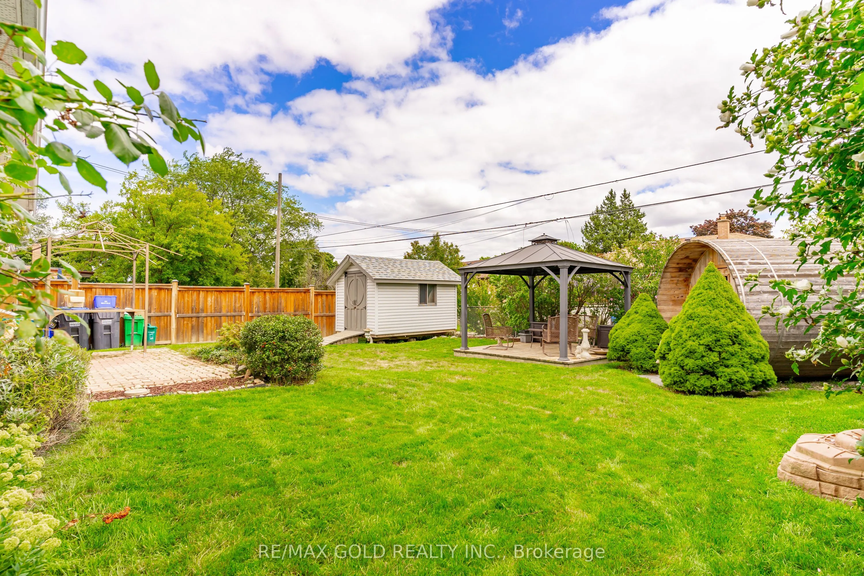 36 Alderbury Crescent