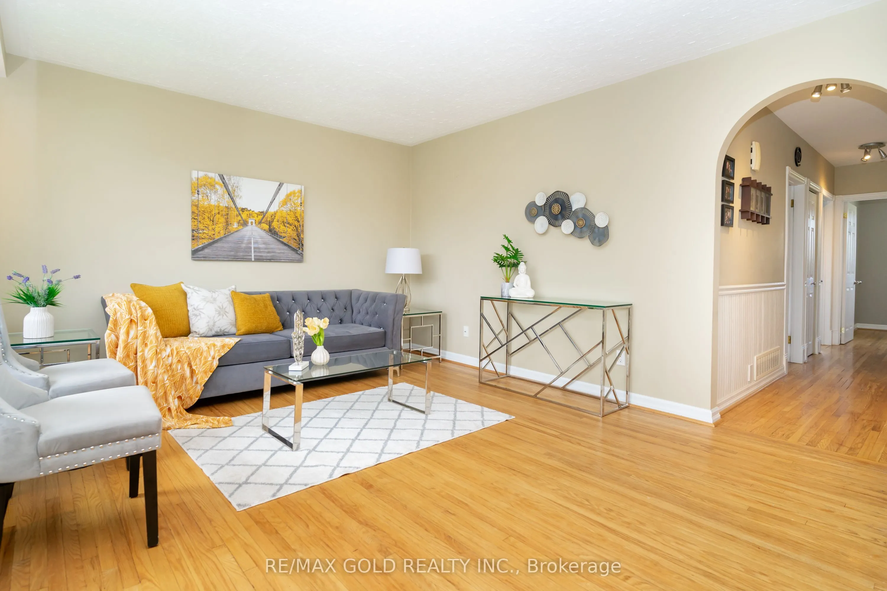 36 Alderbury Crescent