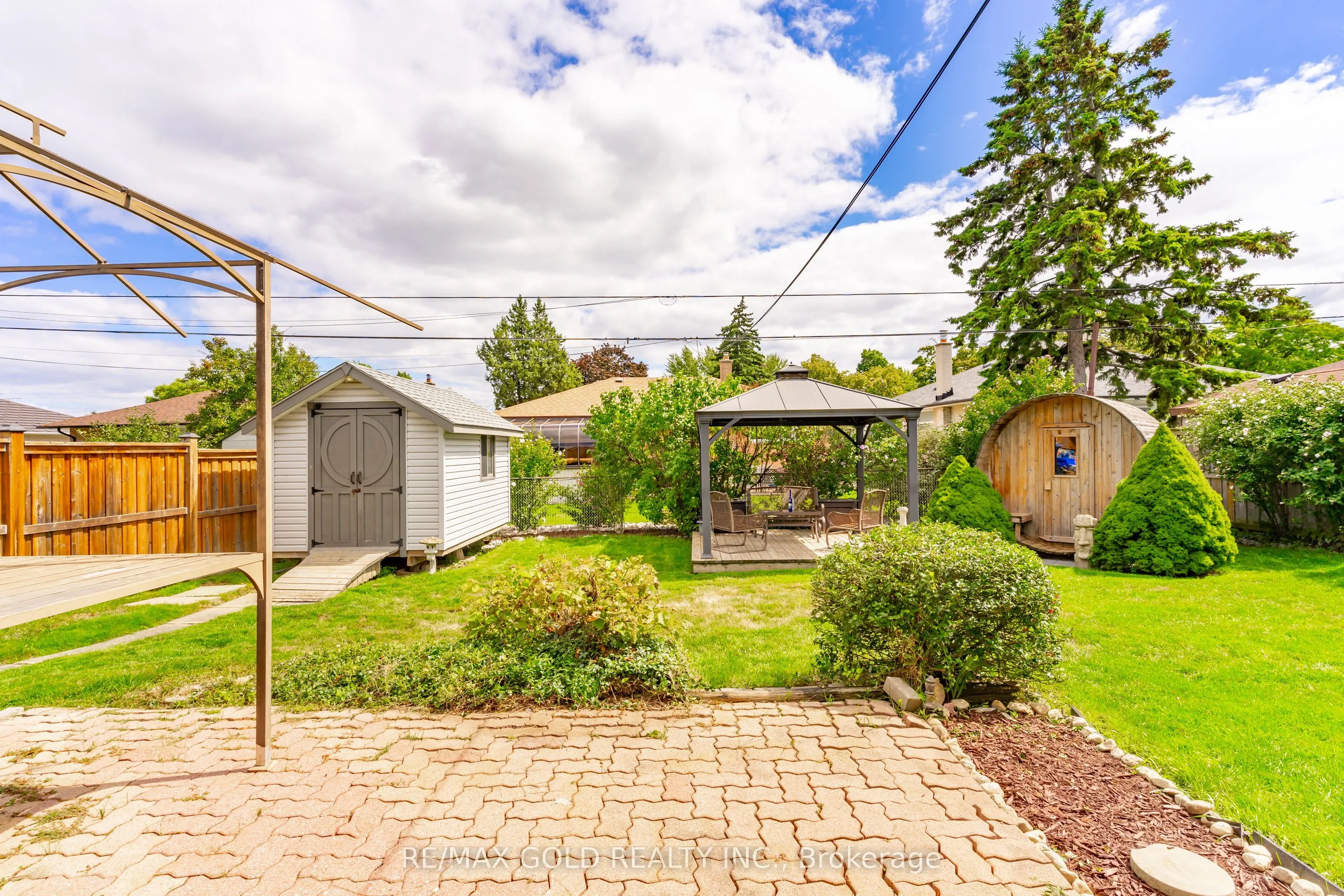 36 Alderbury Crescent