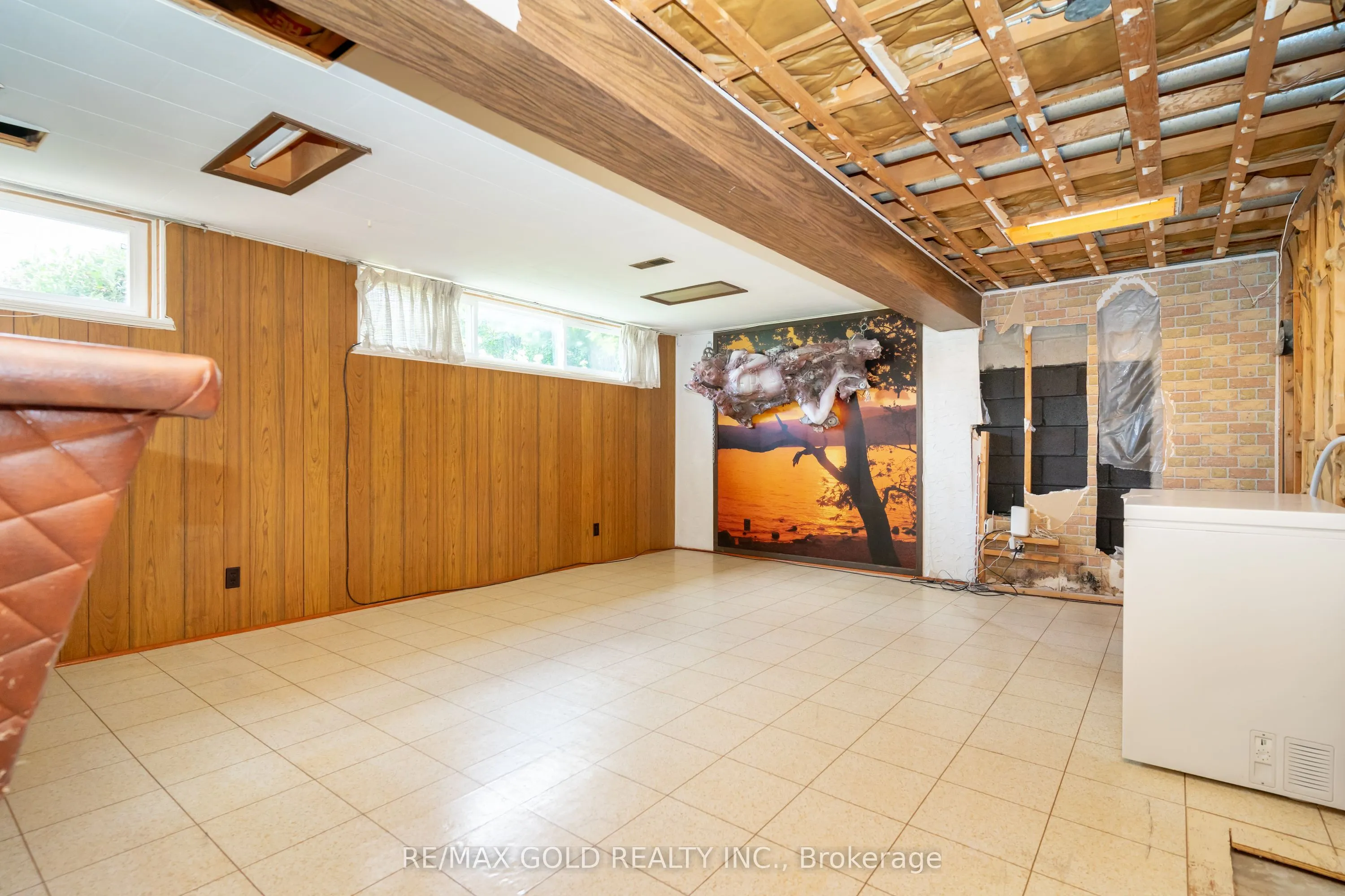 36 Alderbury Crescent