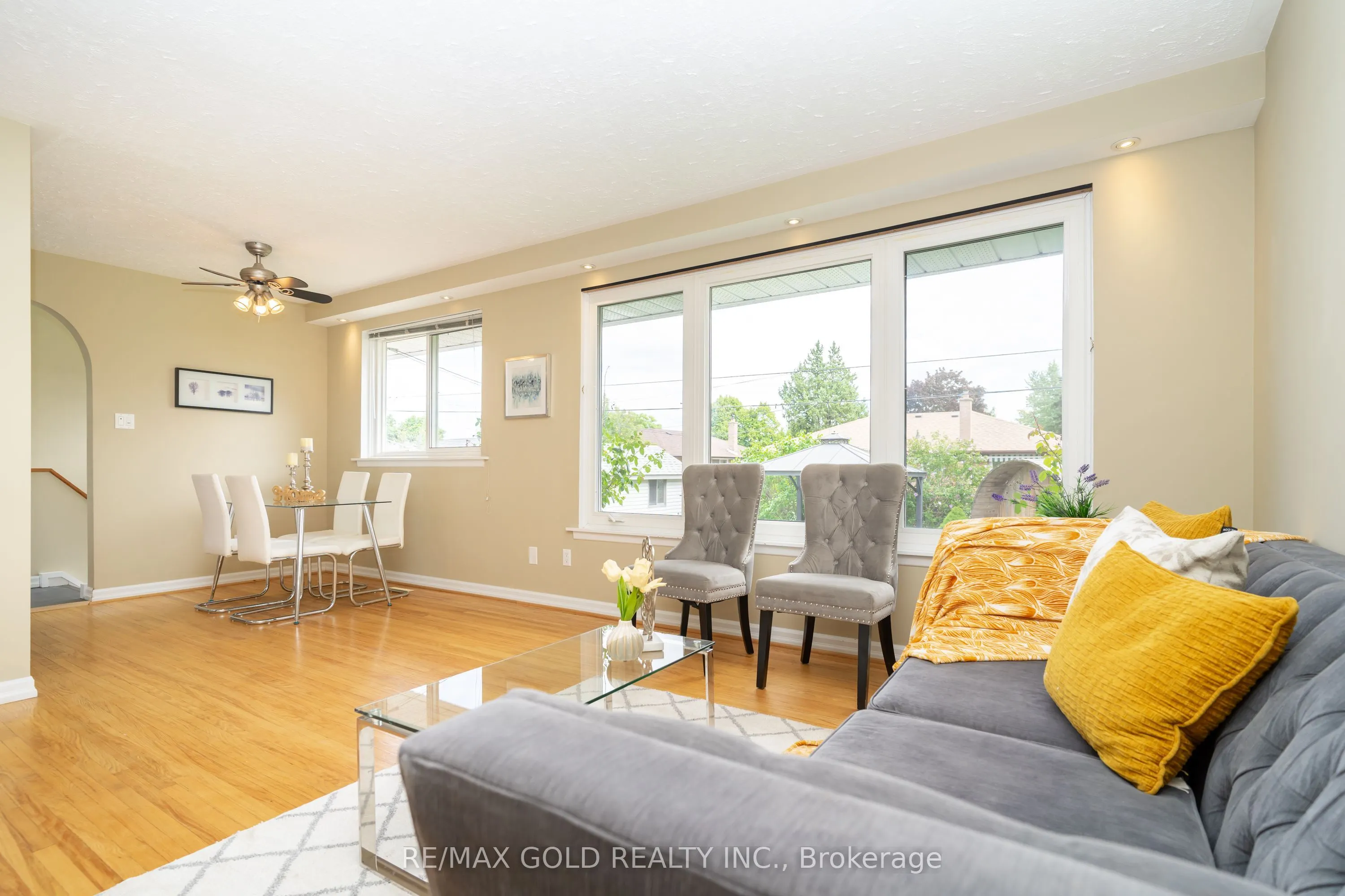 36 Alderbury Crescent
