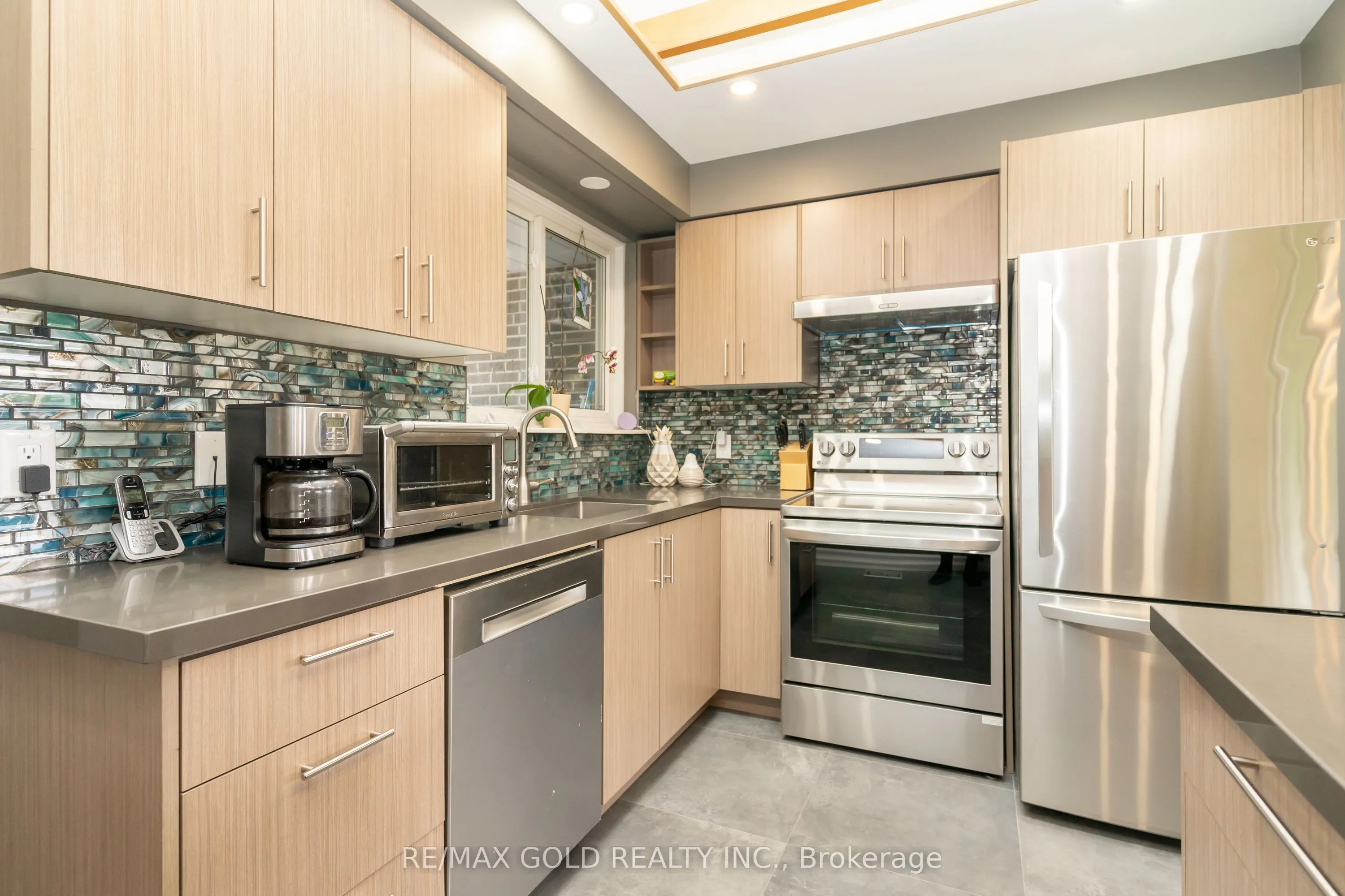 36 Alderbury Crescent