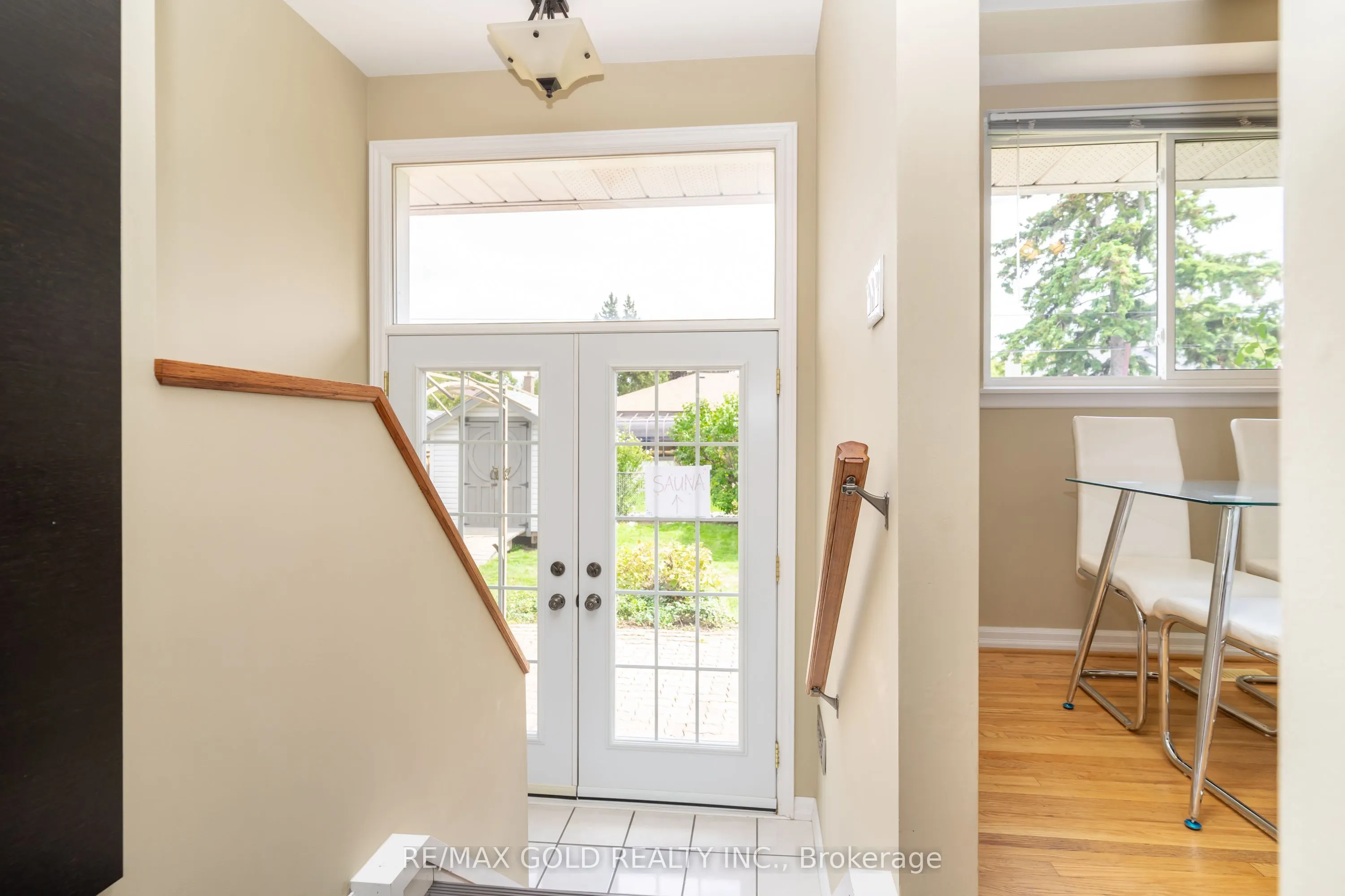 36 Alderbury Crescent
