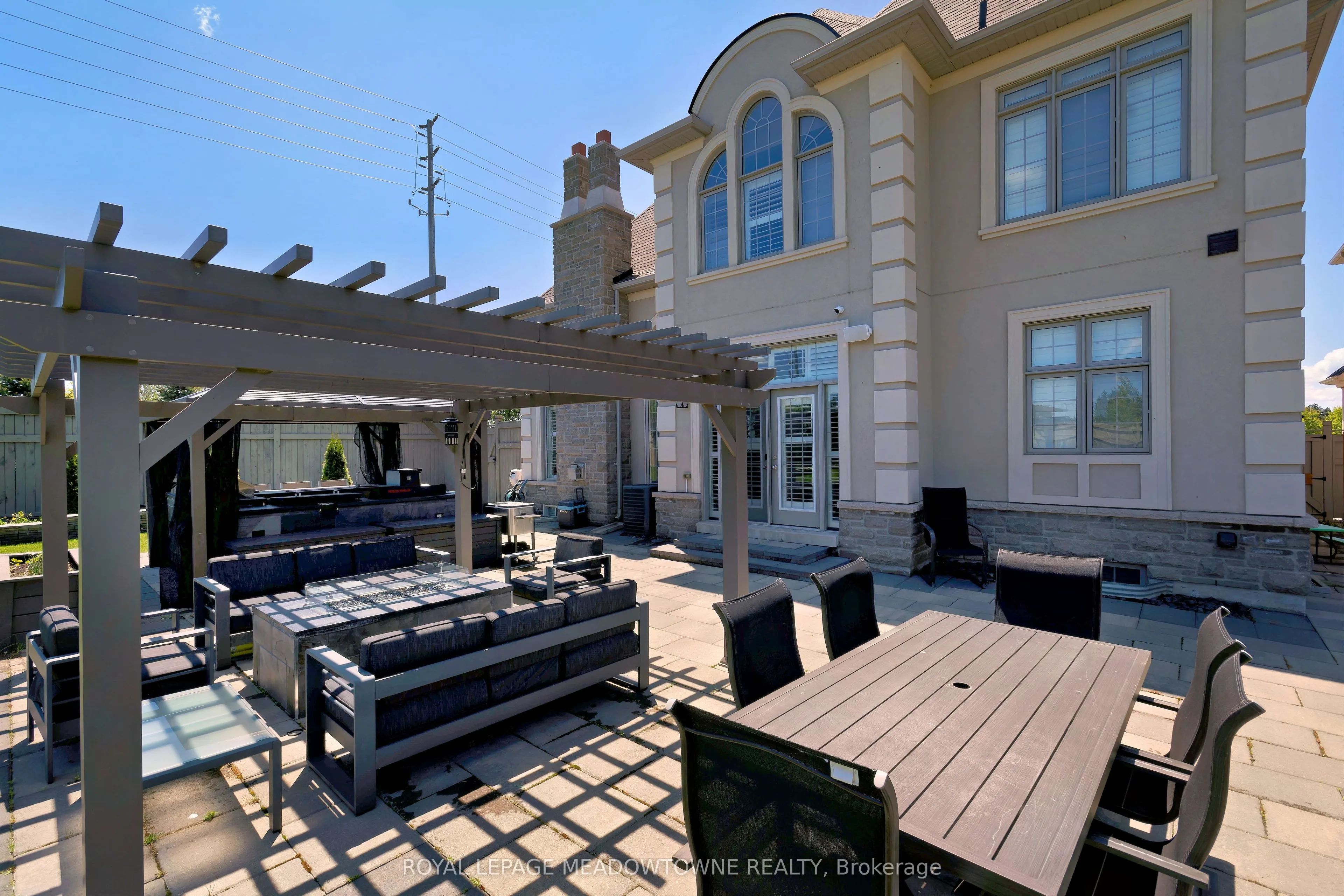 1 Royal West Drive