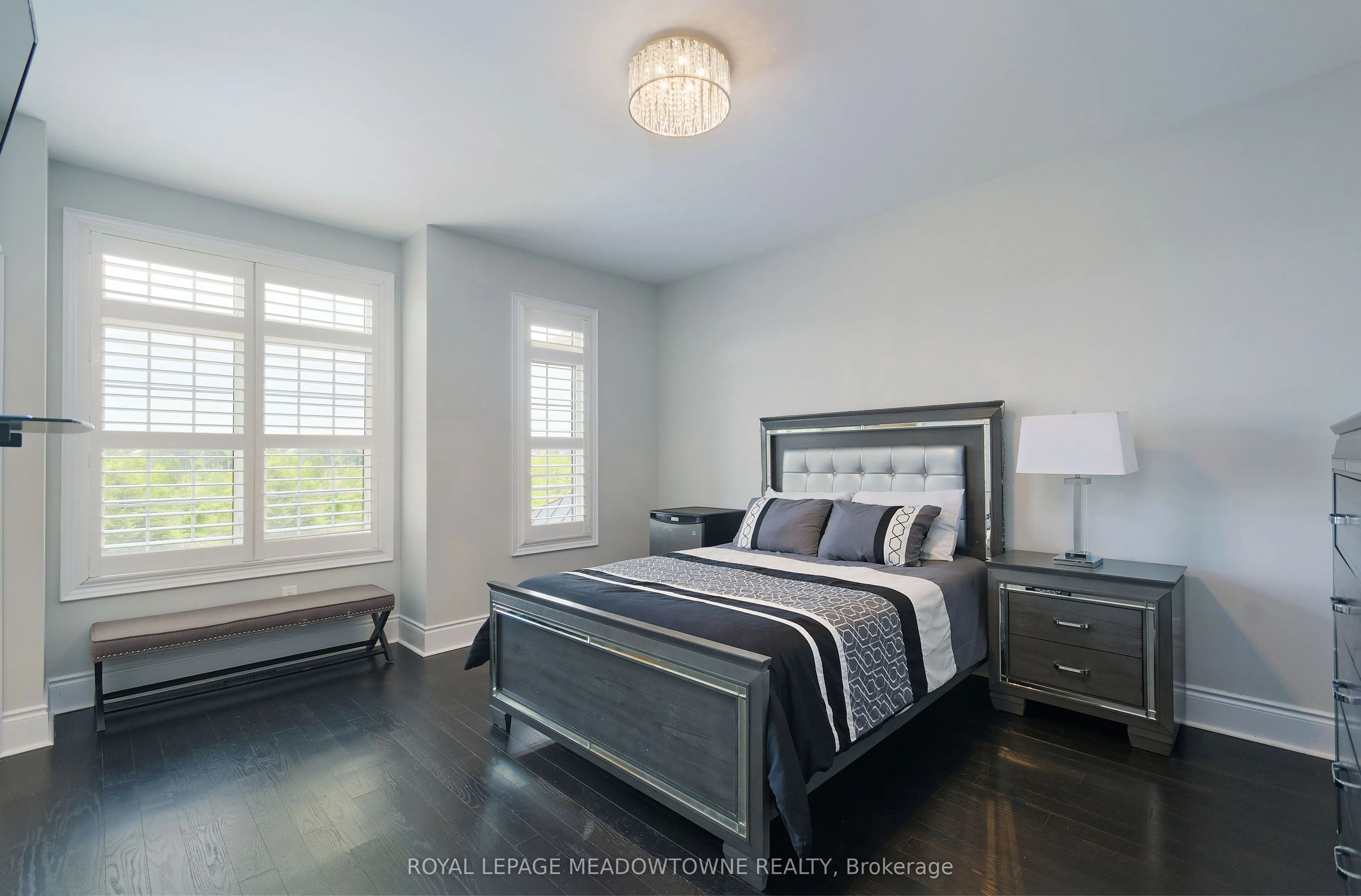 1 Royal West Drive