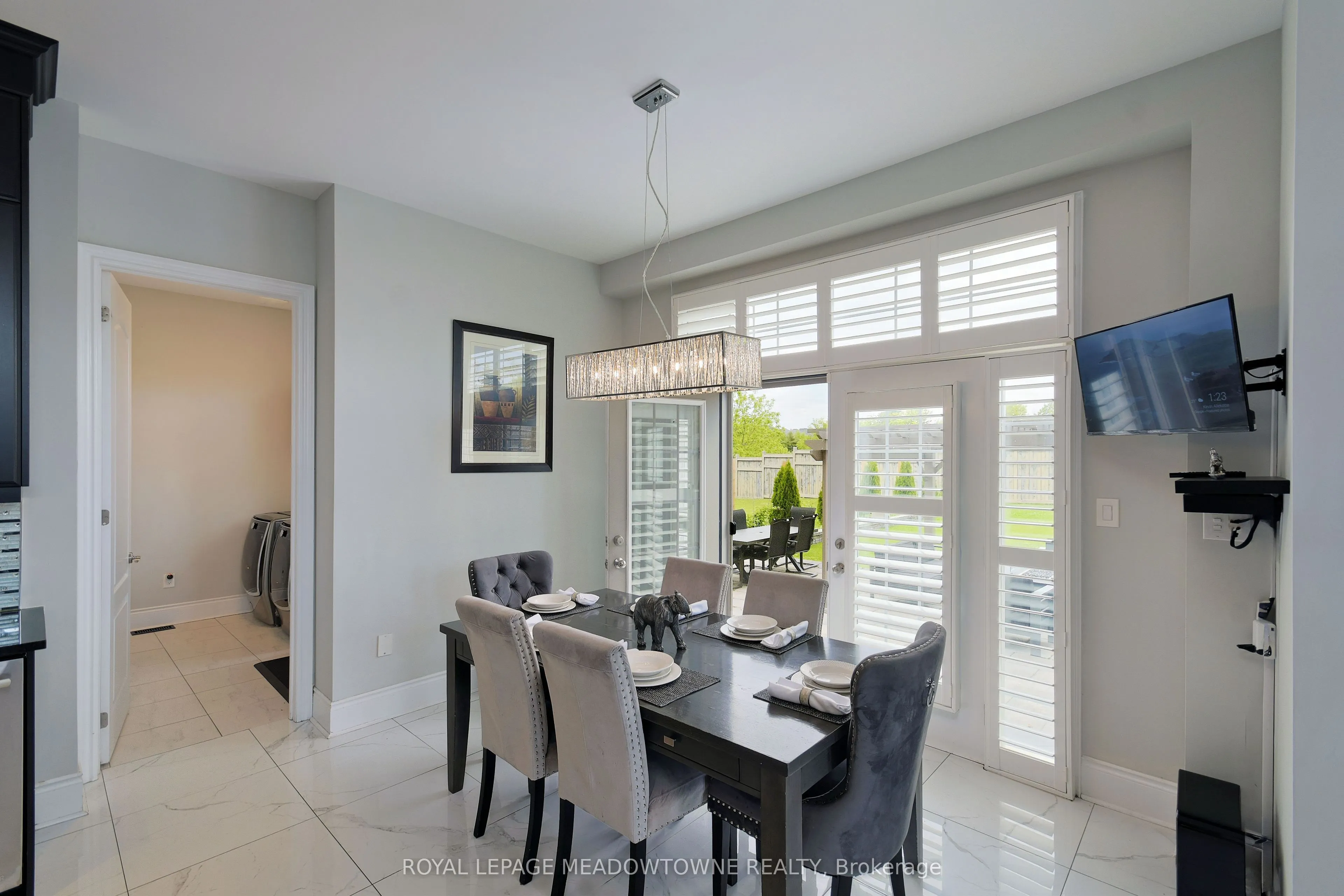 1 Royal West Drive