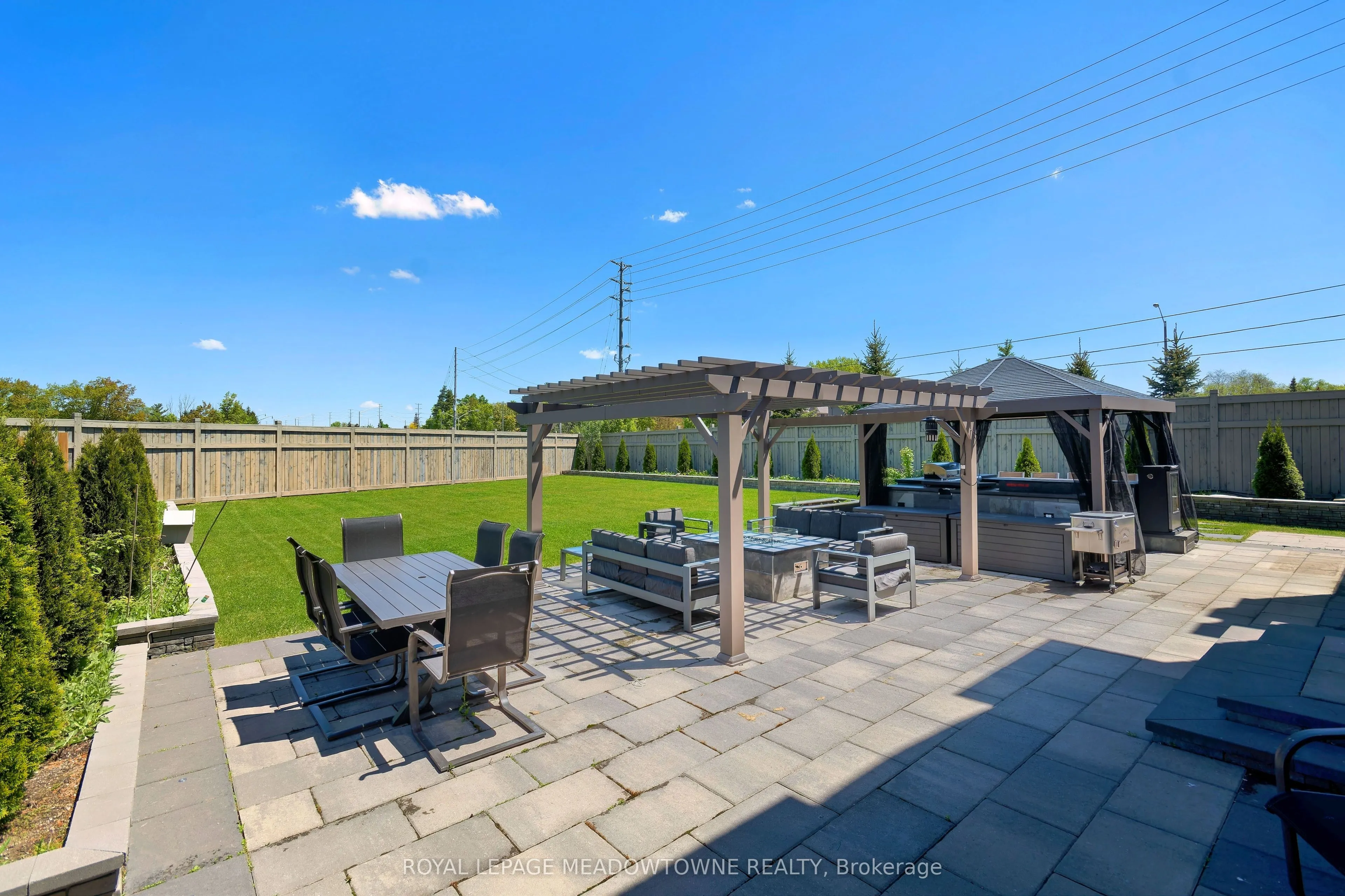 1 Royal West Drive