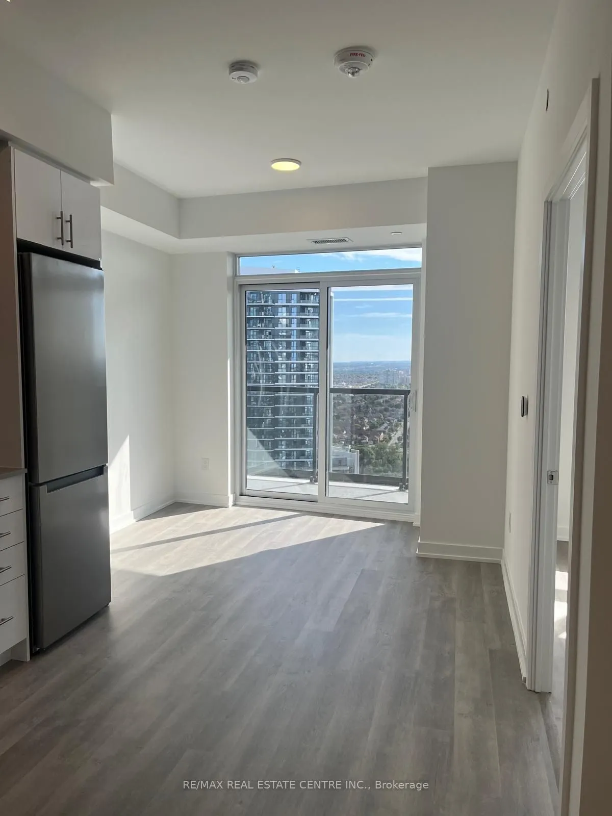 5105 Hurontario Street, #2907