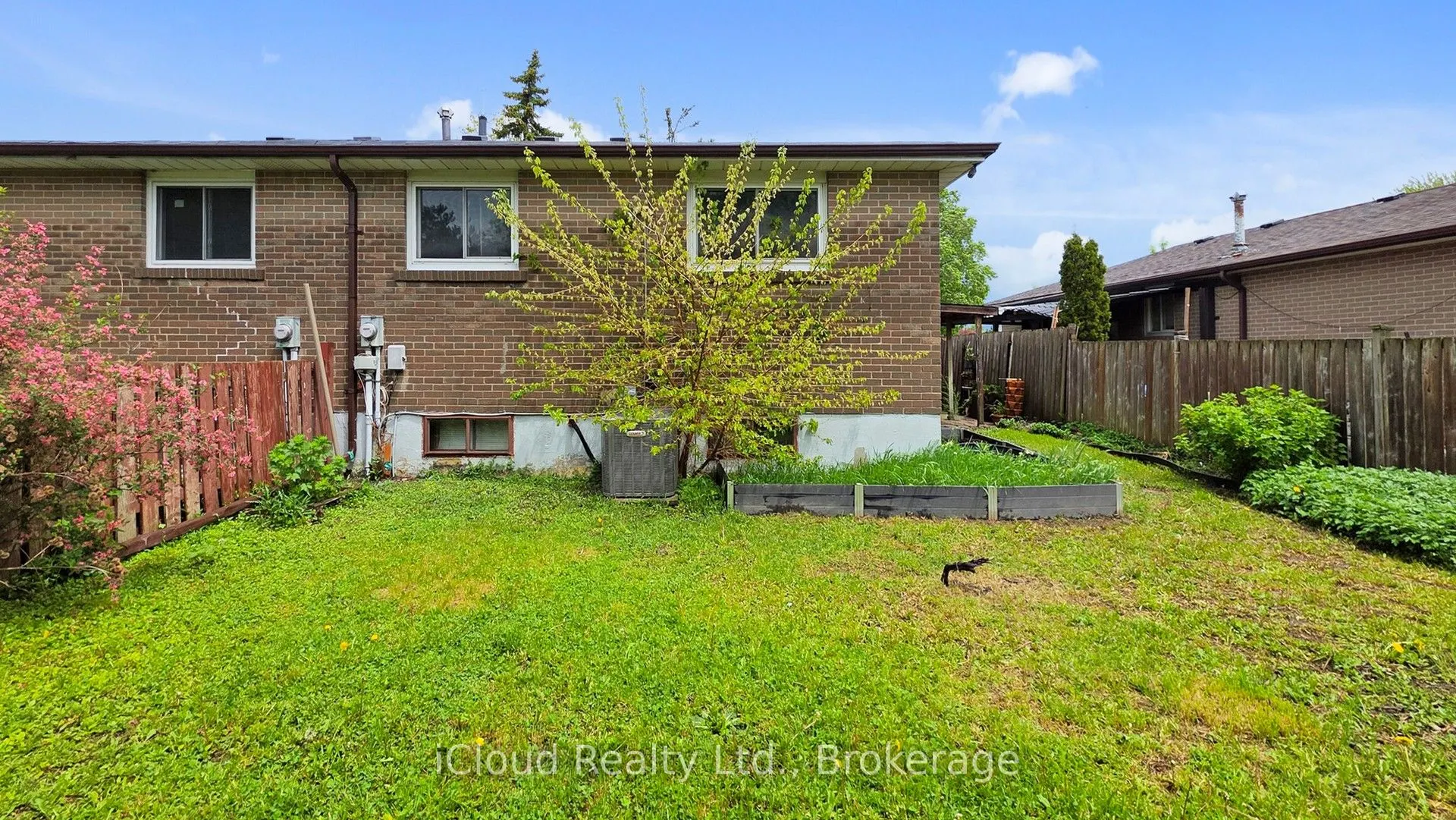 19 Flamingo Crescent