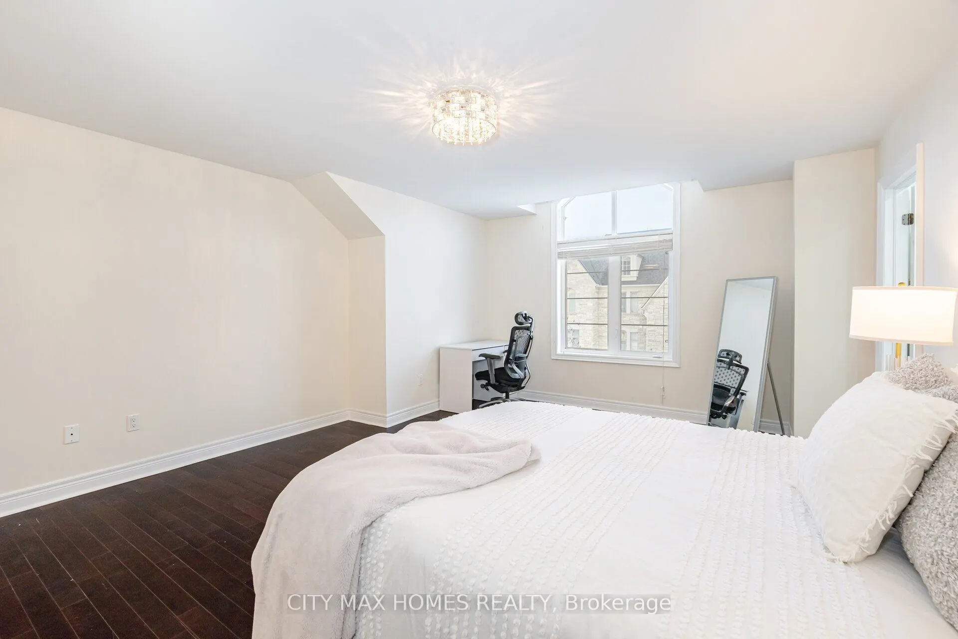 57 Beacon Hill Drive