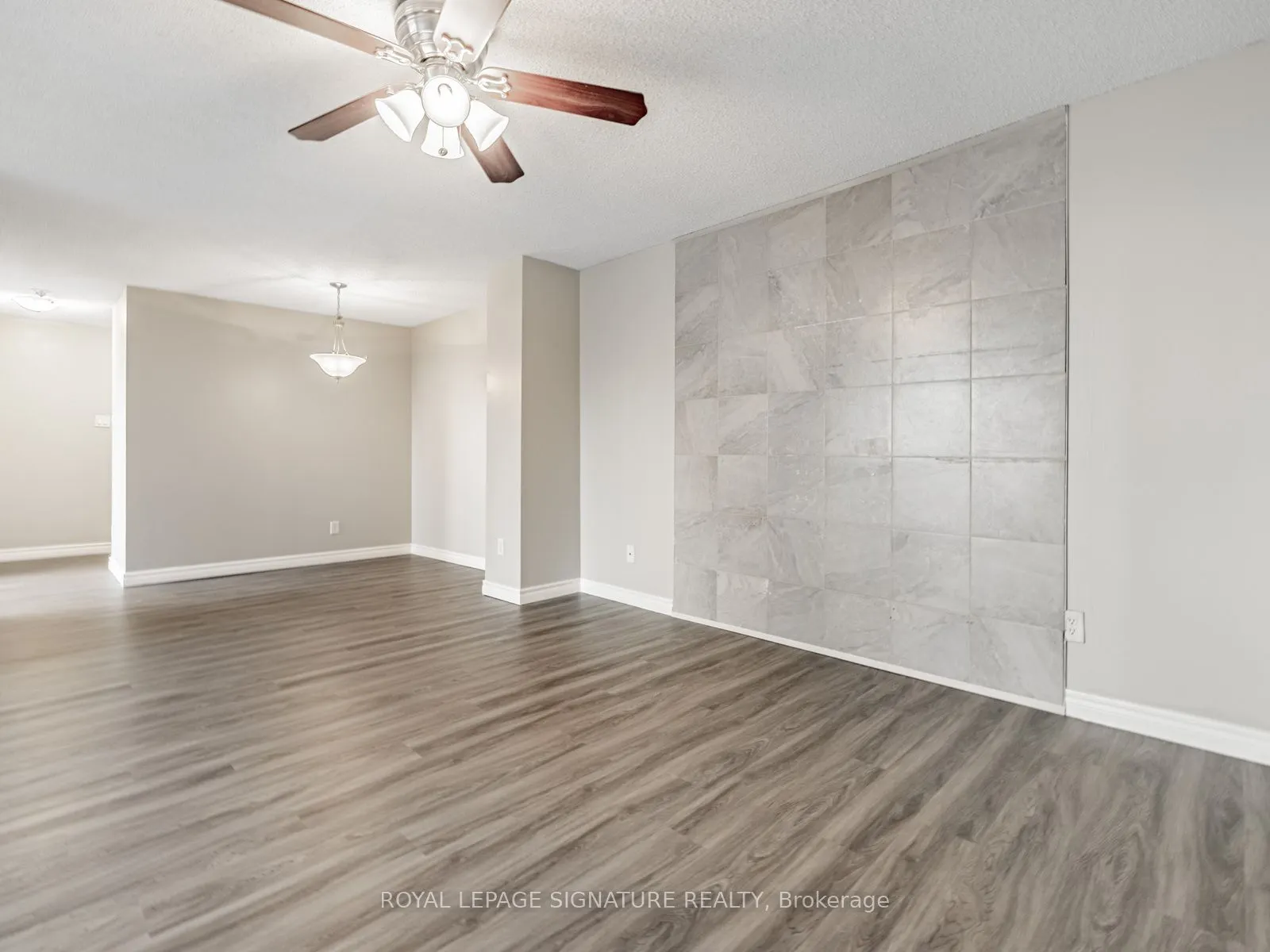 3695 Kaneff Crescent, #1009