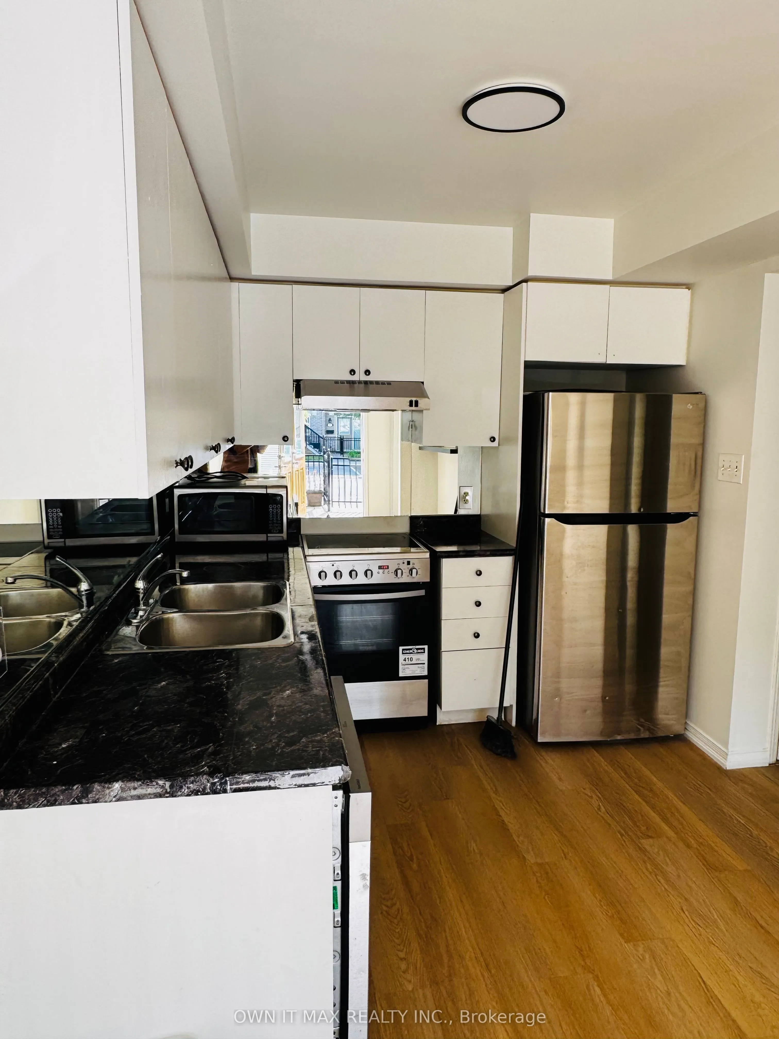 4975 SOUTHAMPTON Drive, #347