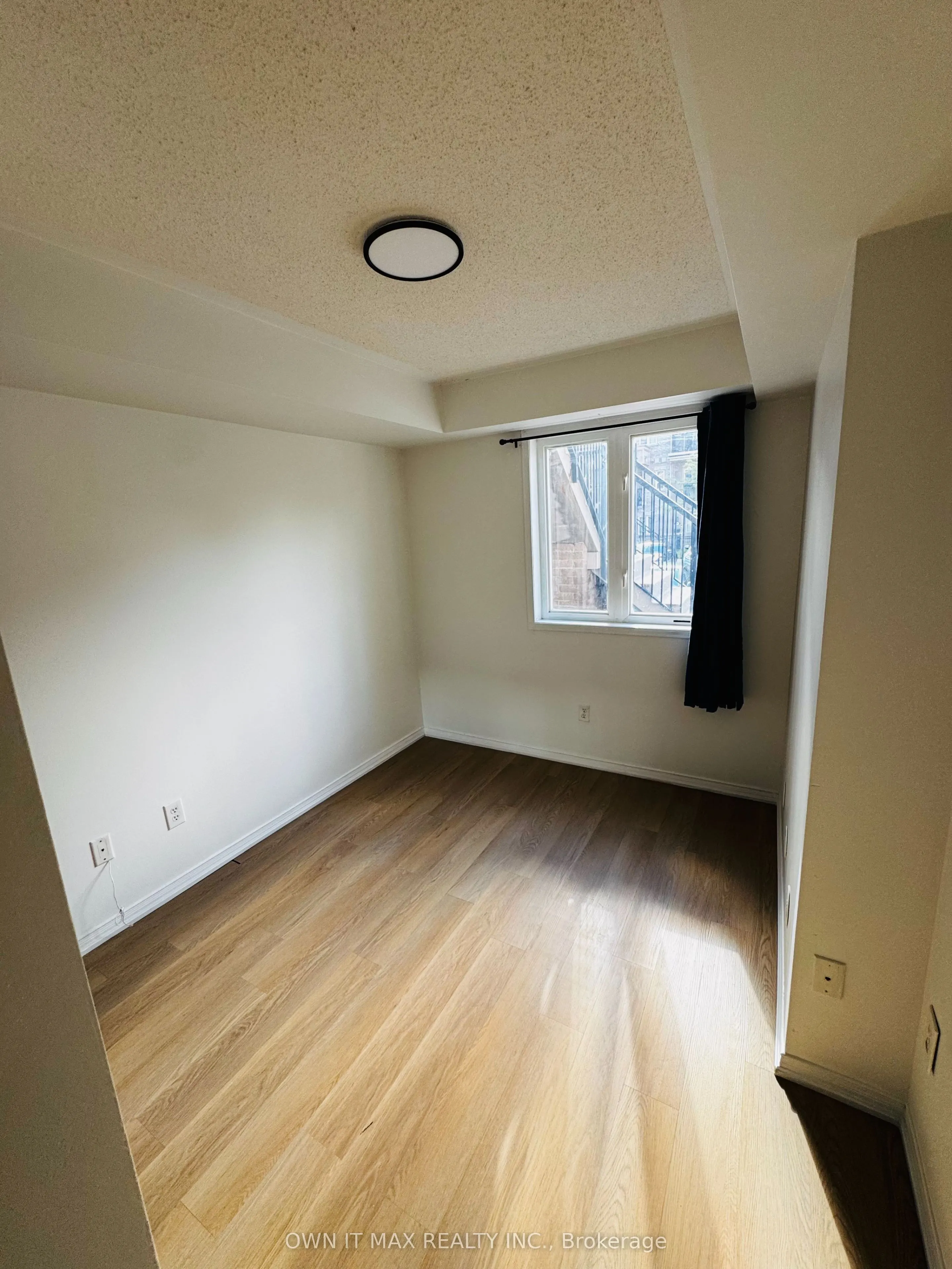 4975 SOUTHAMPTON Drive, #347