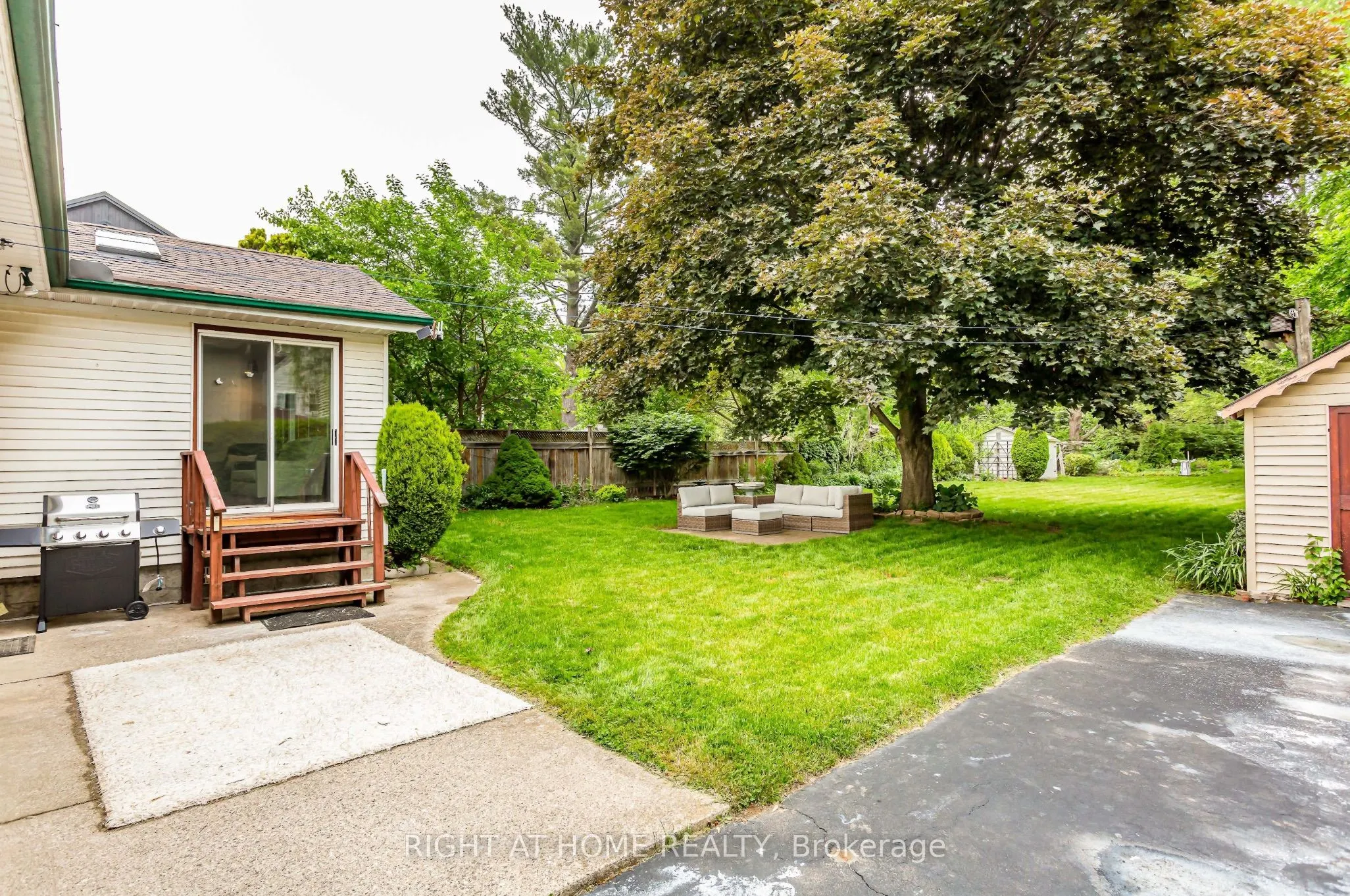 411 Maplehurst Avenue
