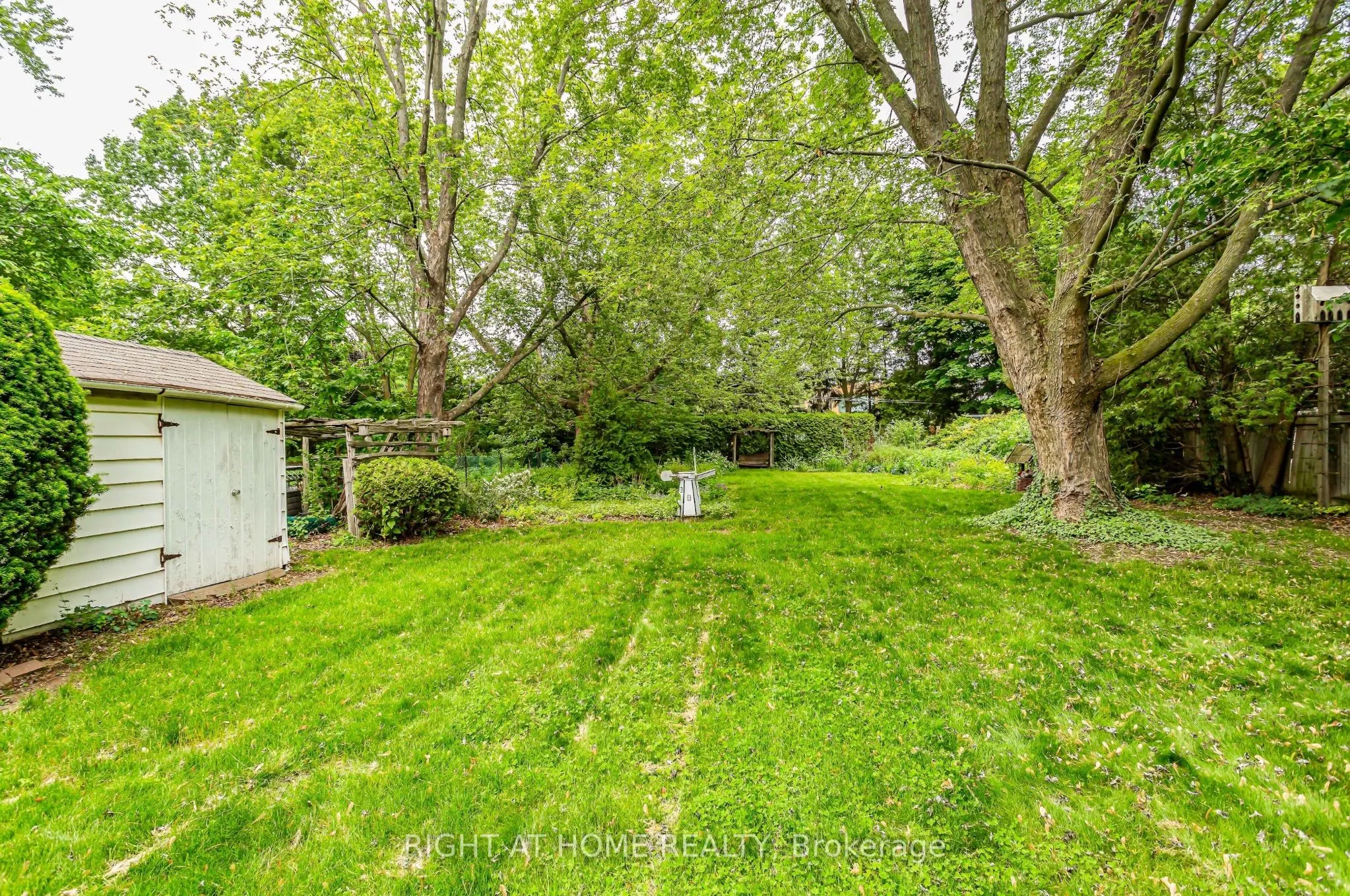 411 Maplehurst Avenue
