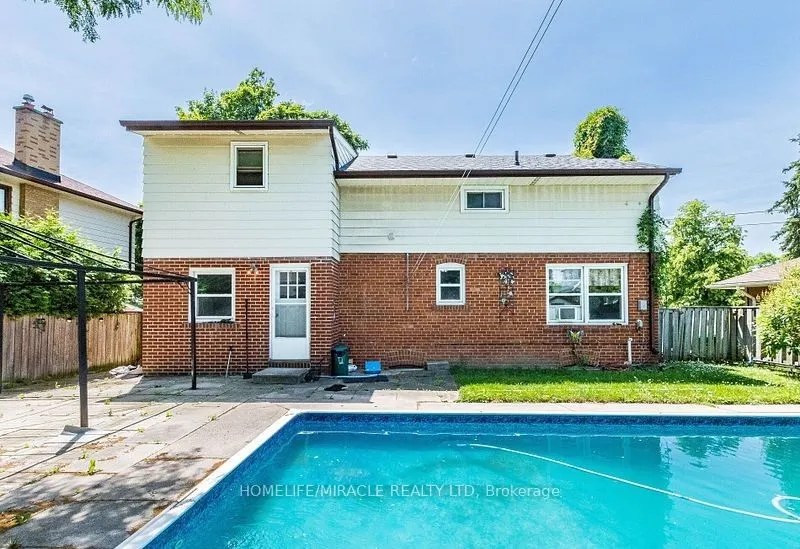 9 Crestview Avenue