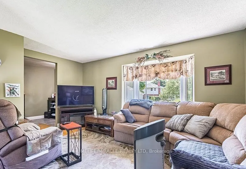 9 Crestview Avenue