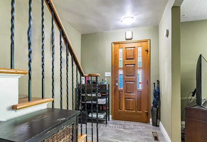 9 Crestview Avenue