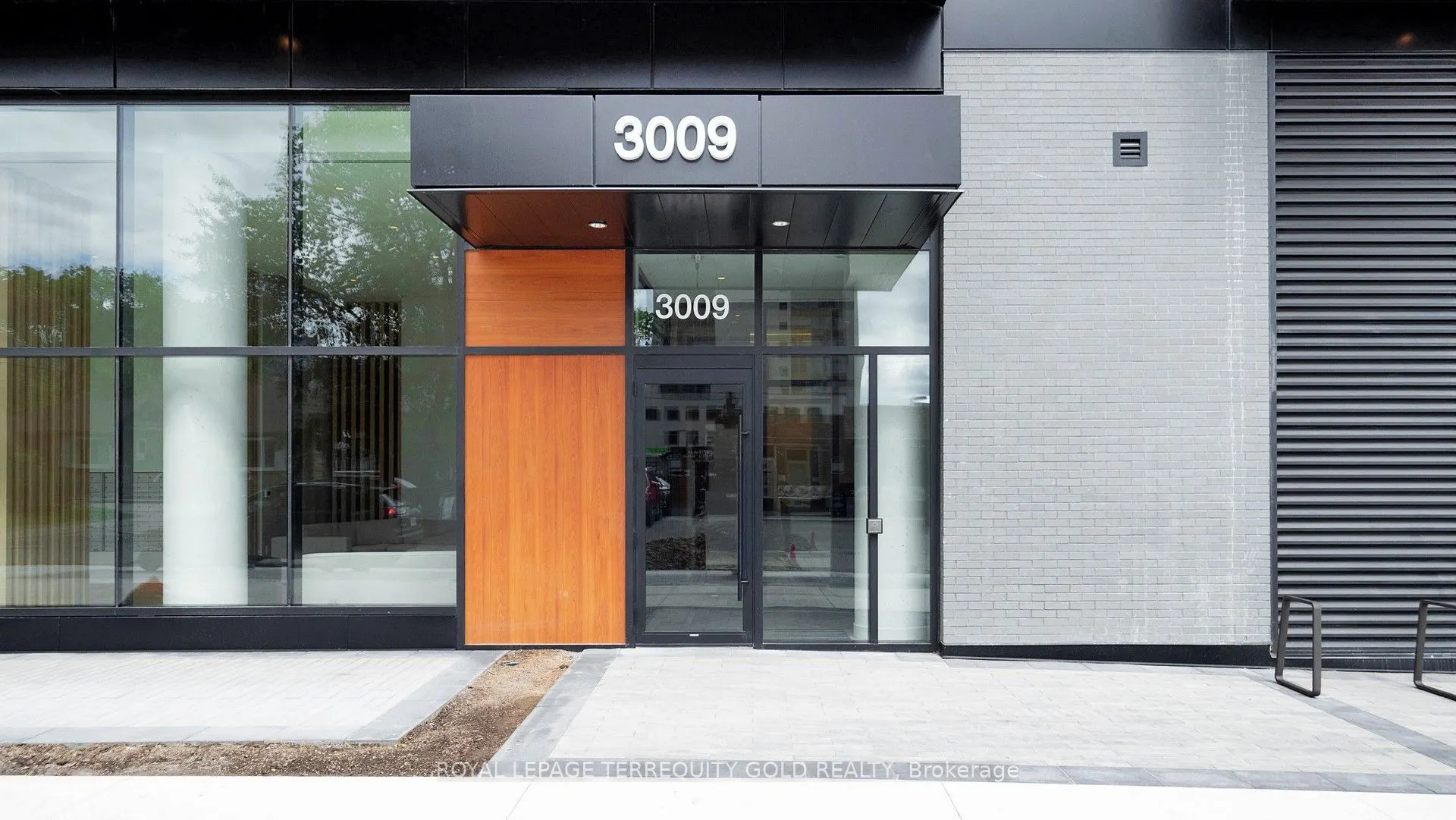 3009 Novar Road, #1403