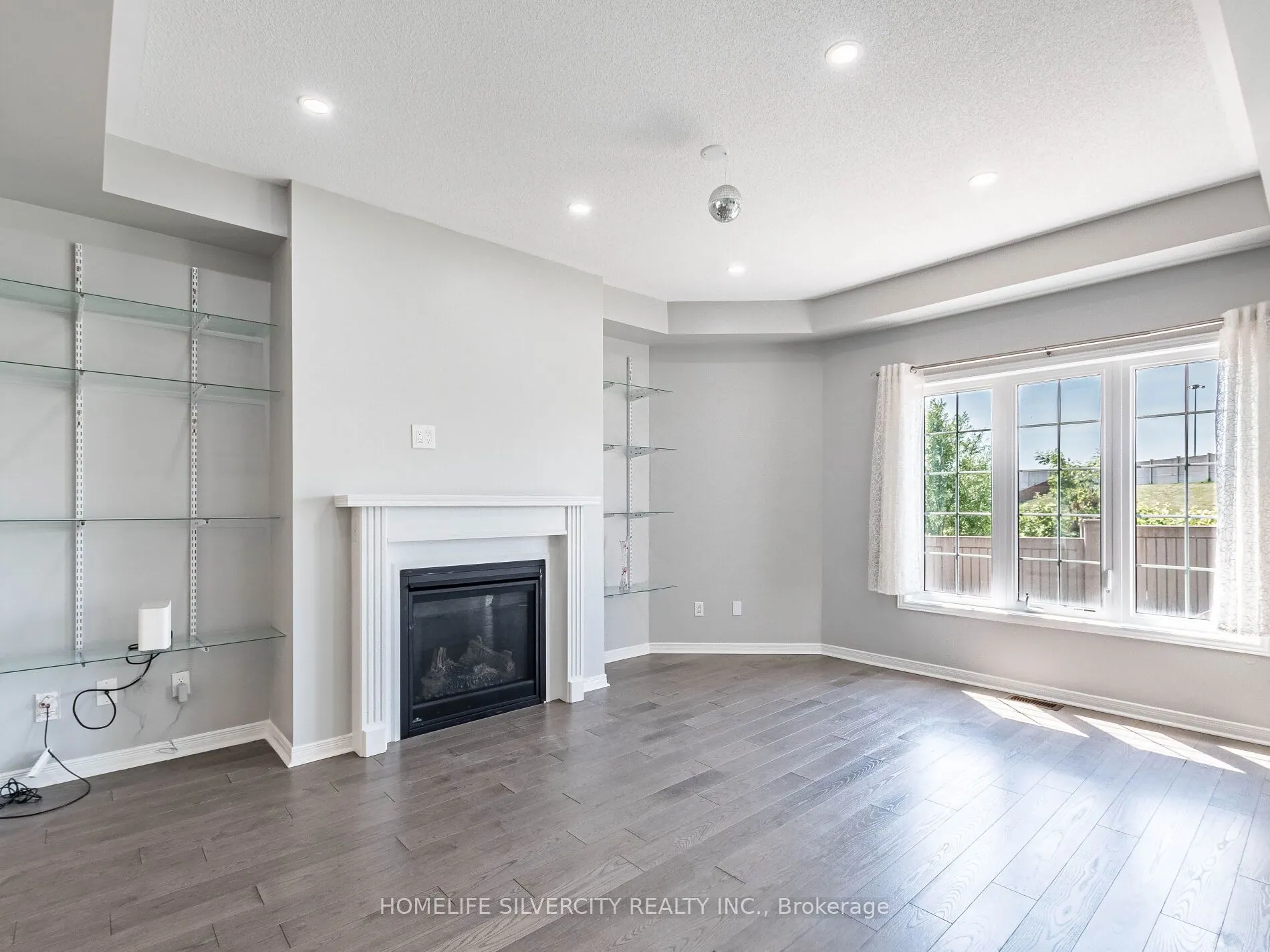 42 Cookview Drive