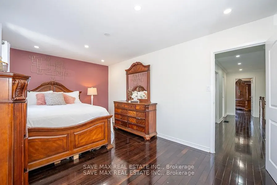 229 Rutherford Road N