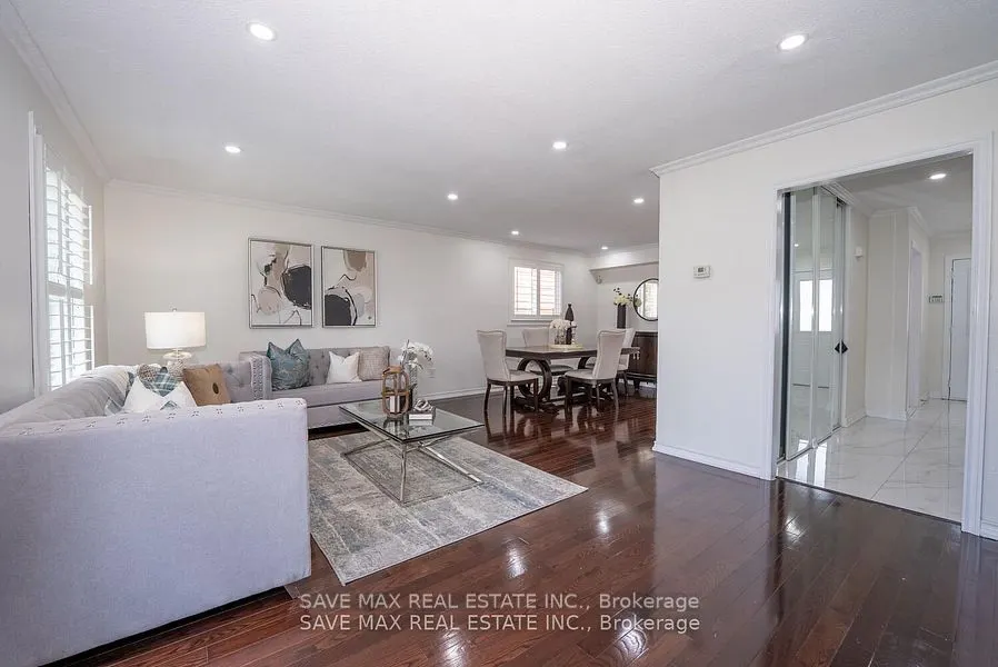 229 Rutherford Road N