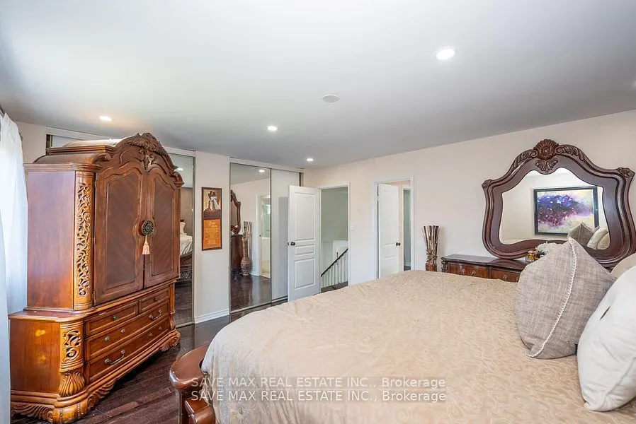 229 Rutherford Road N