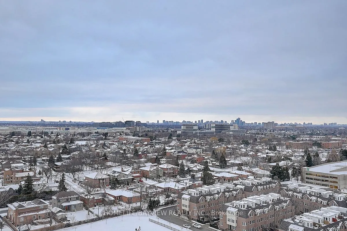 800 Lawrence Avenue W, #1723