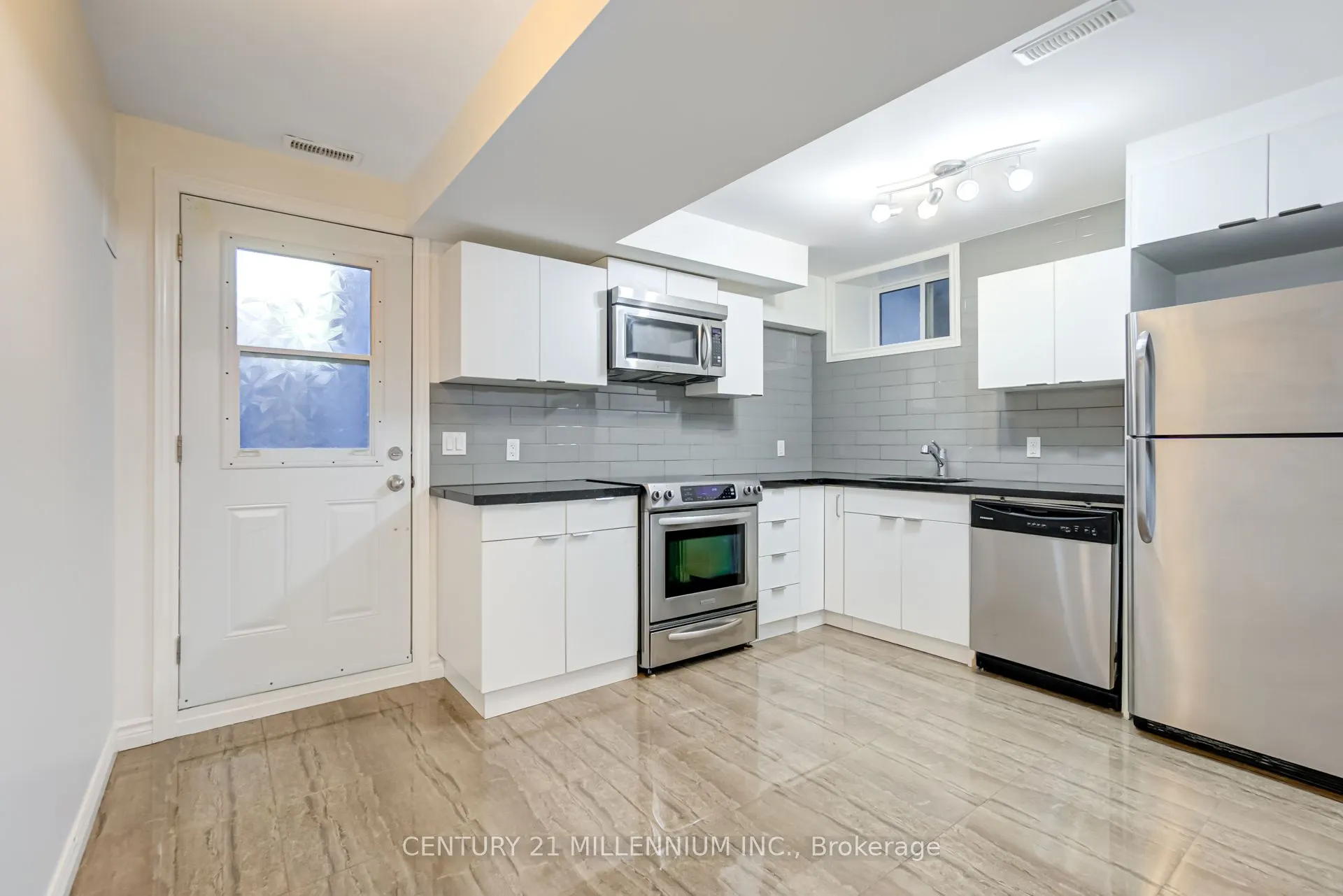 9 Spring Grove Avenue