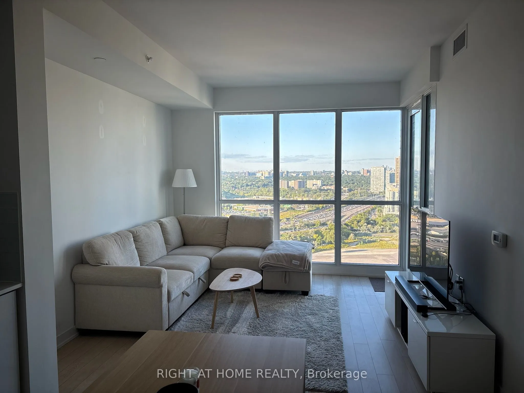 10 Park Lawn Road, #3008