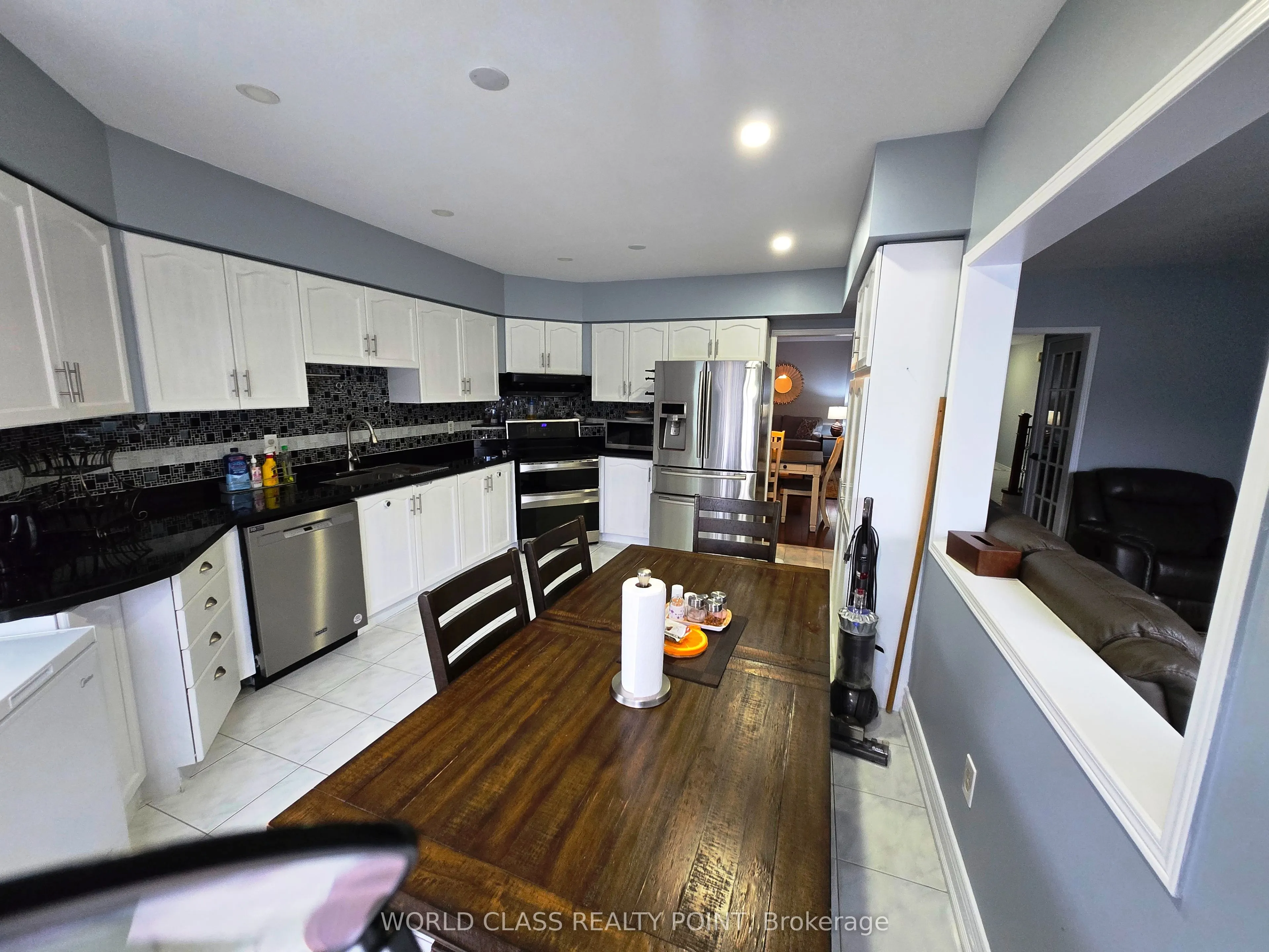 6136 Ford Road