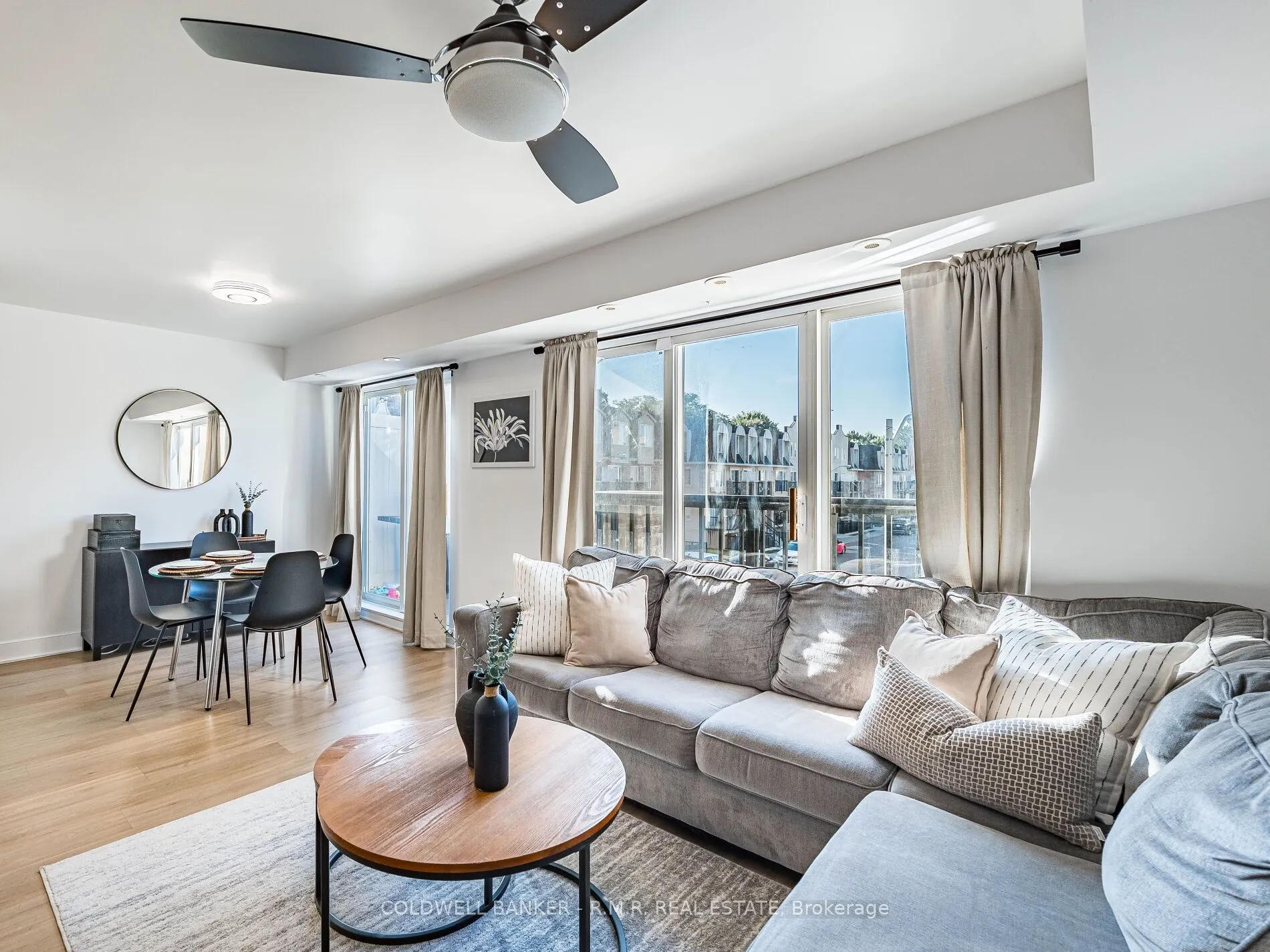 125 George Appleton Way, #2020