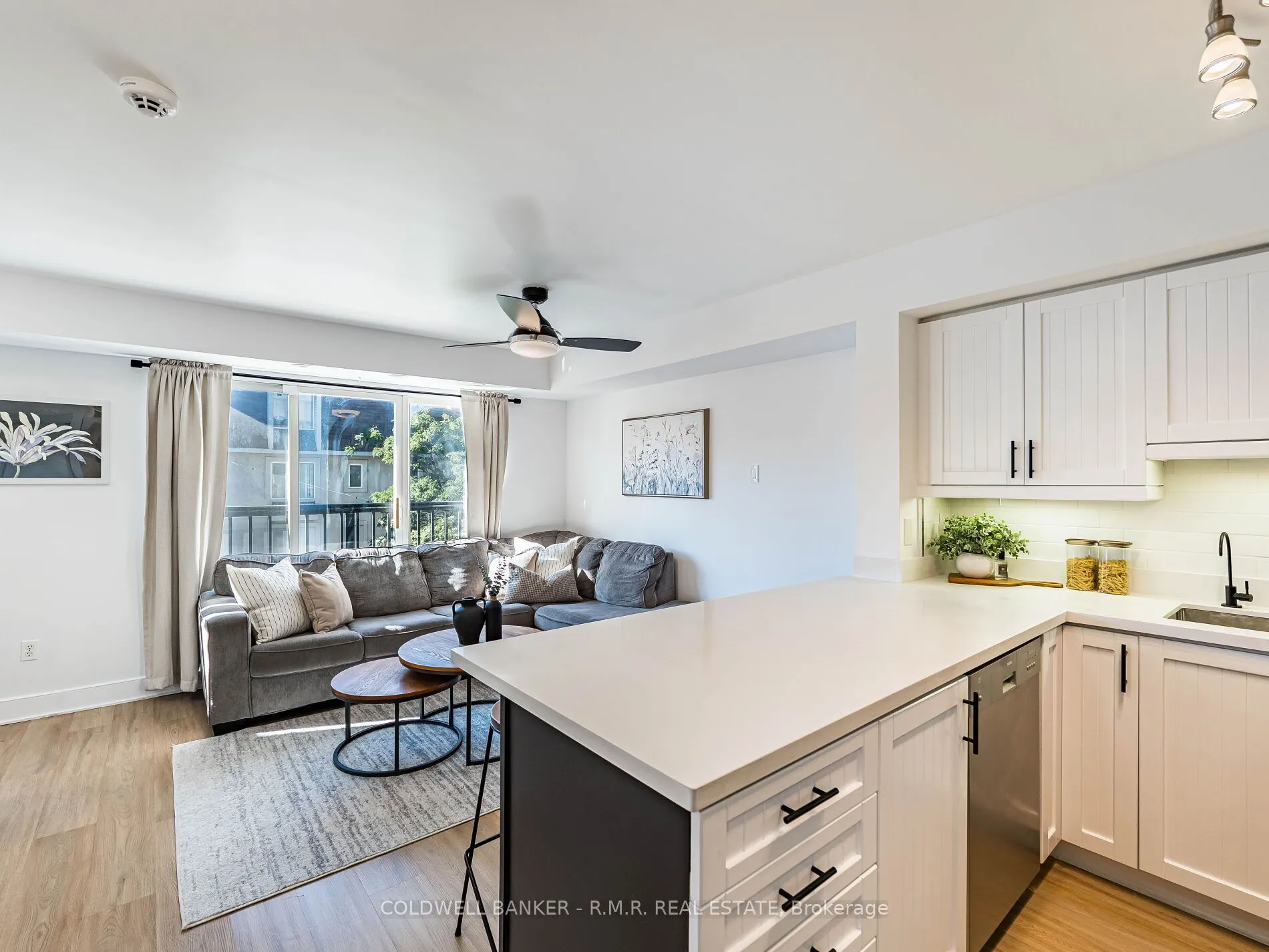 125 George Appleton Way, #2020