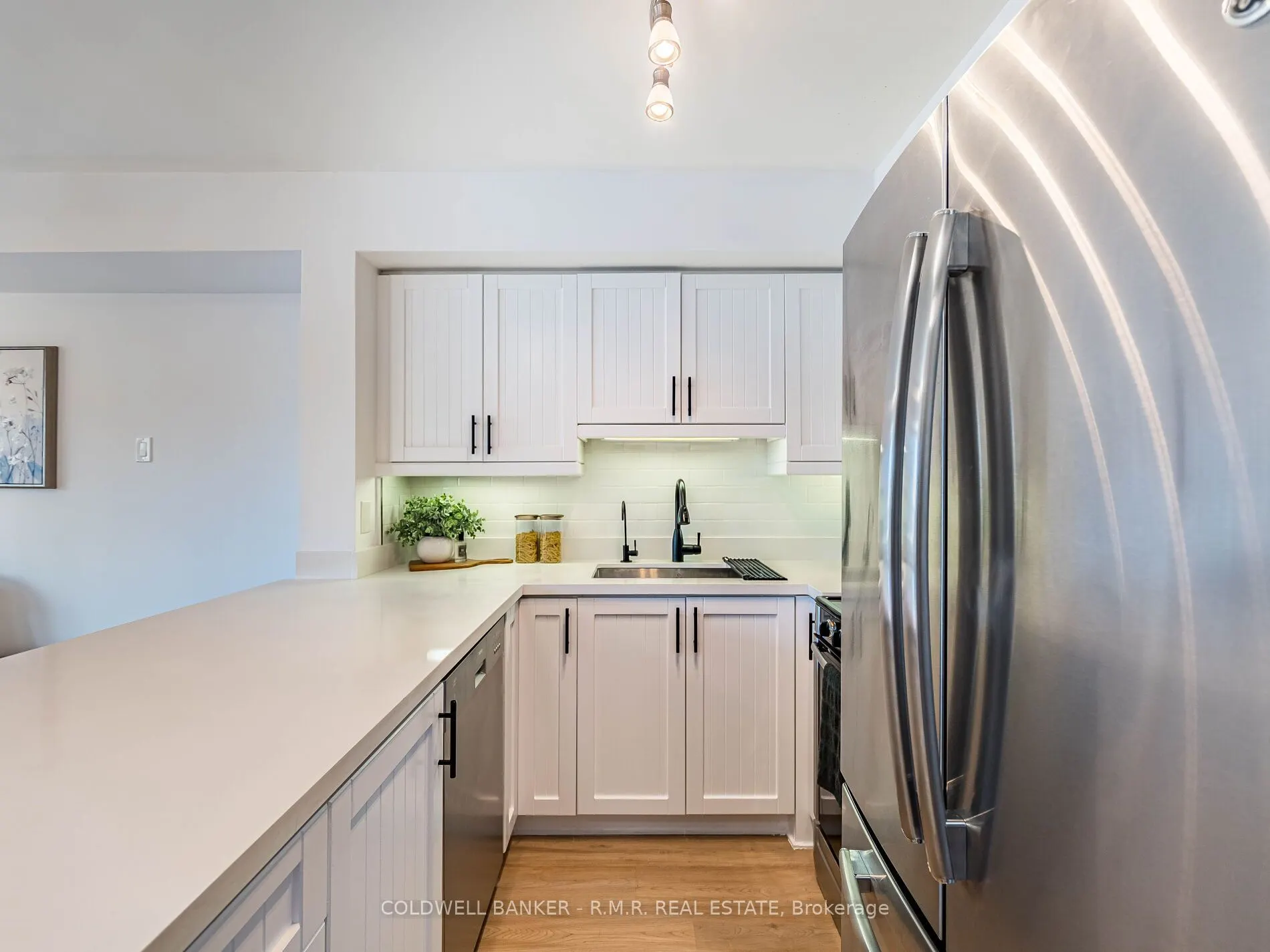 125 George Appleton Way, #2020