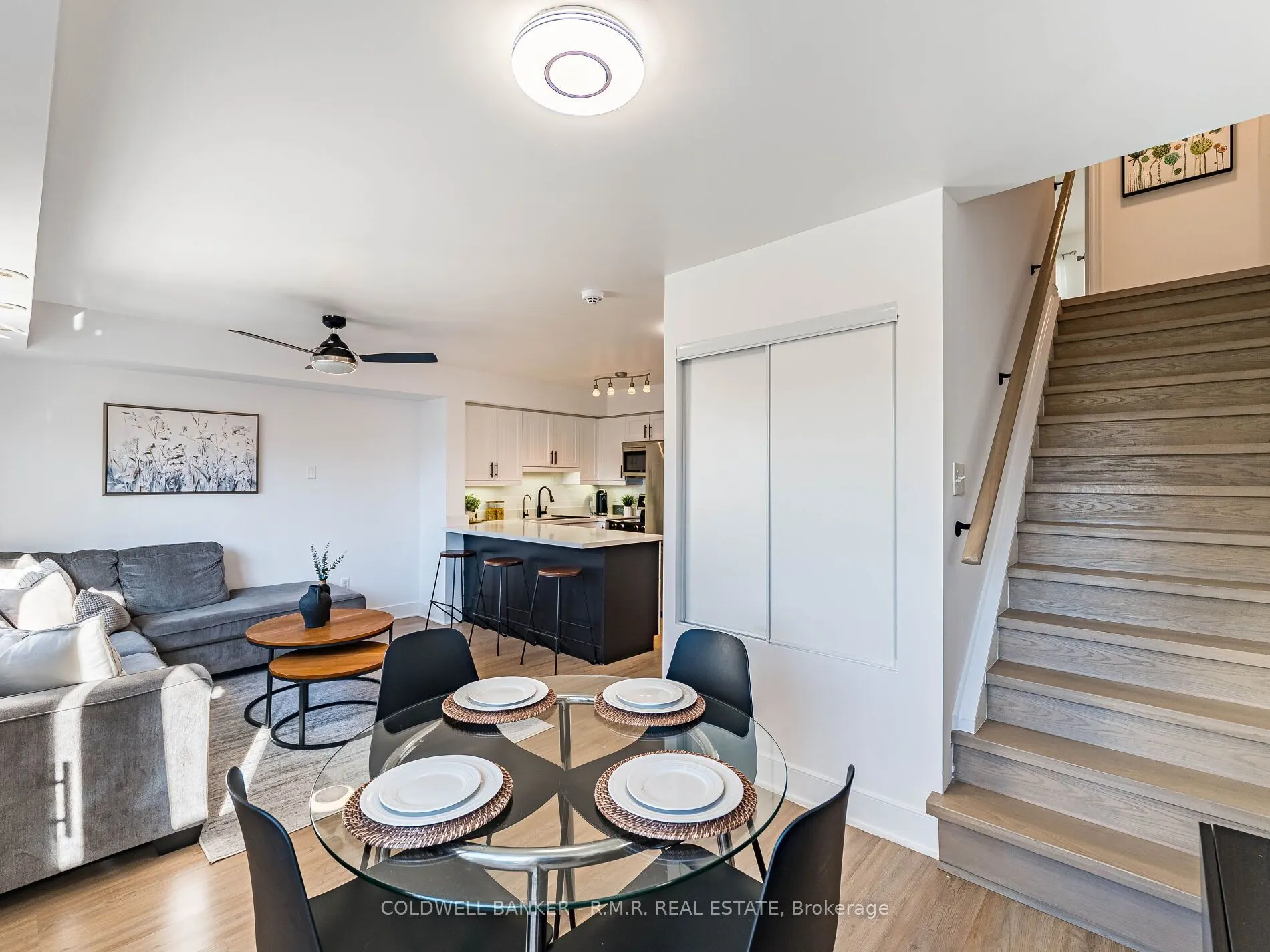 125 George Appleton Way, #2020