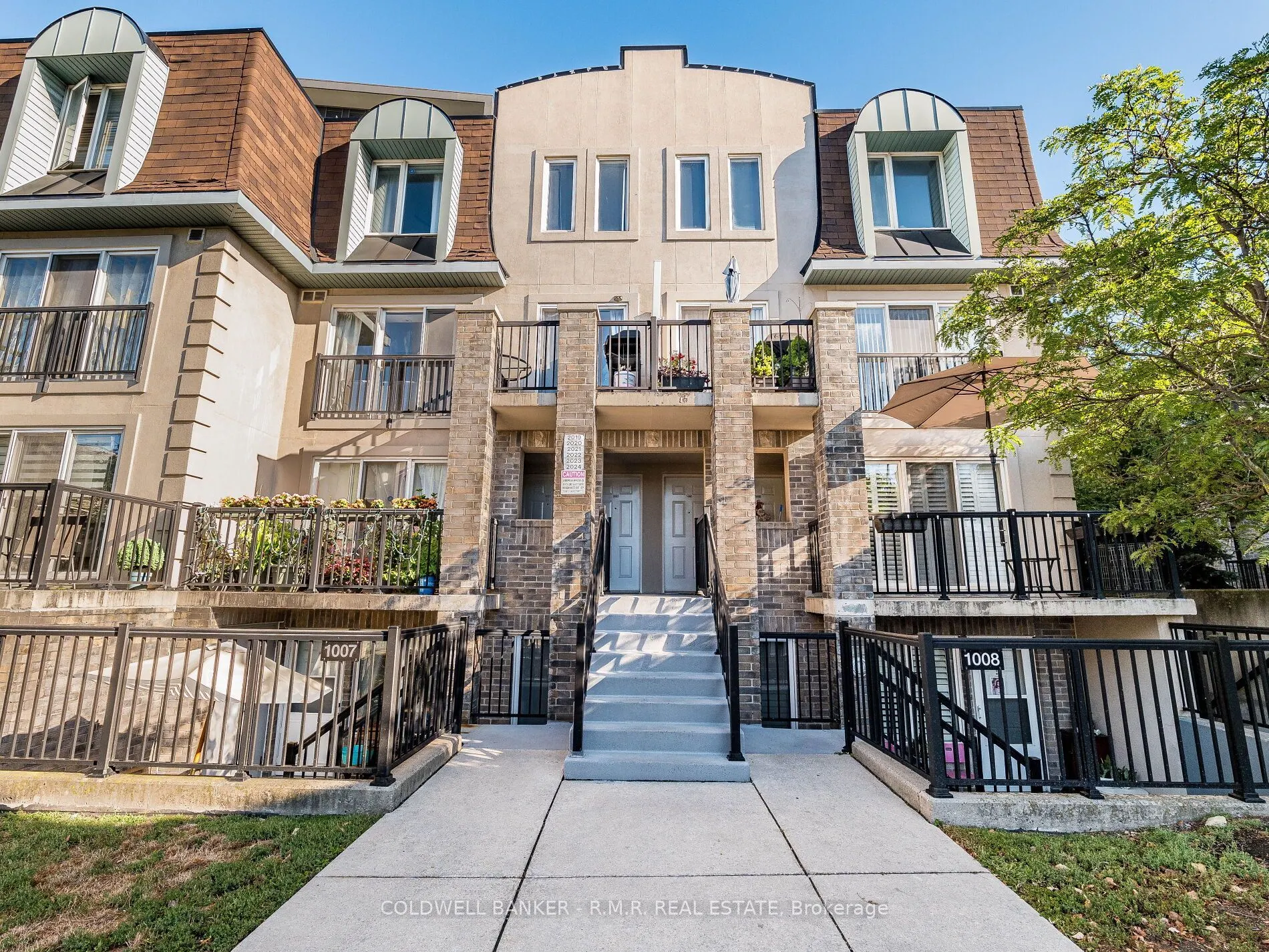 125 George Appleton Way, #2020