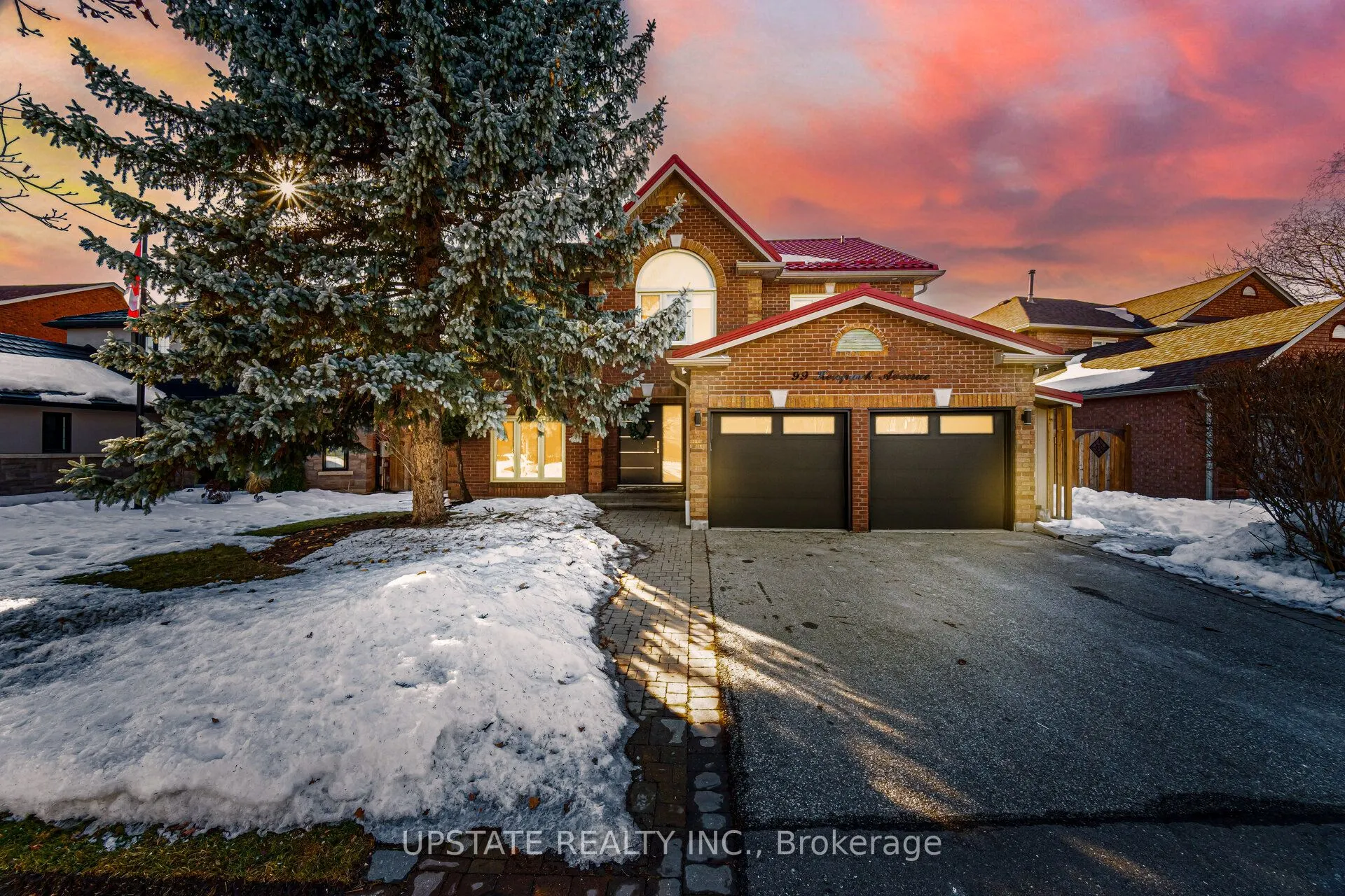 99 Kenpark Avenue