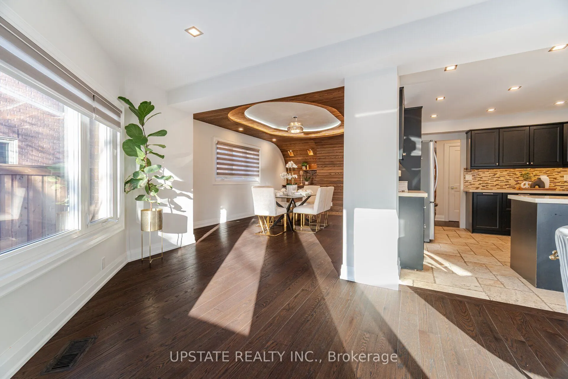 99 Kenpark Avenue