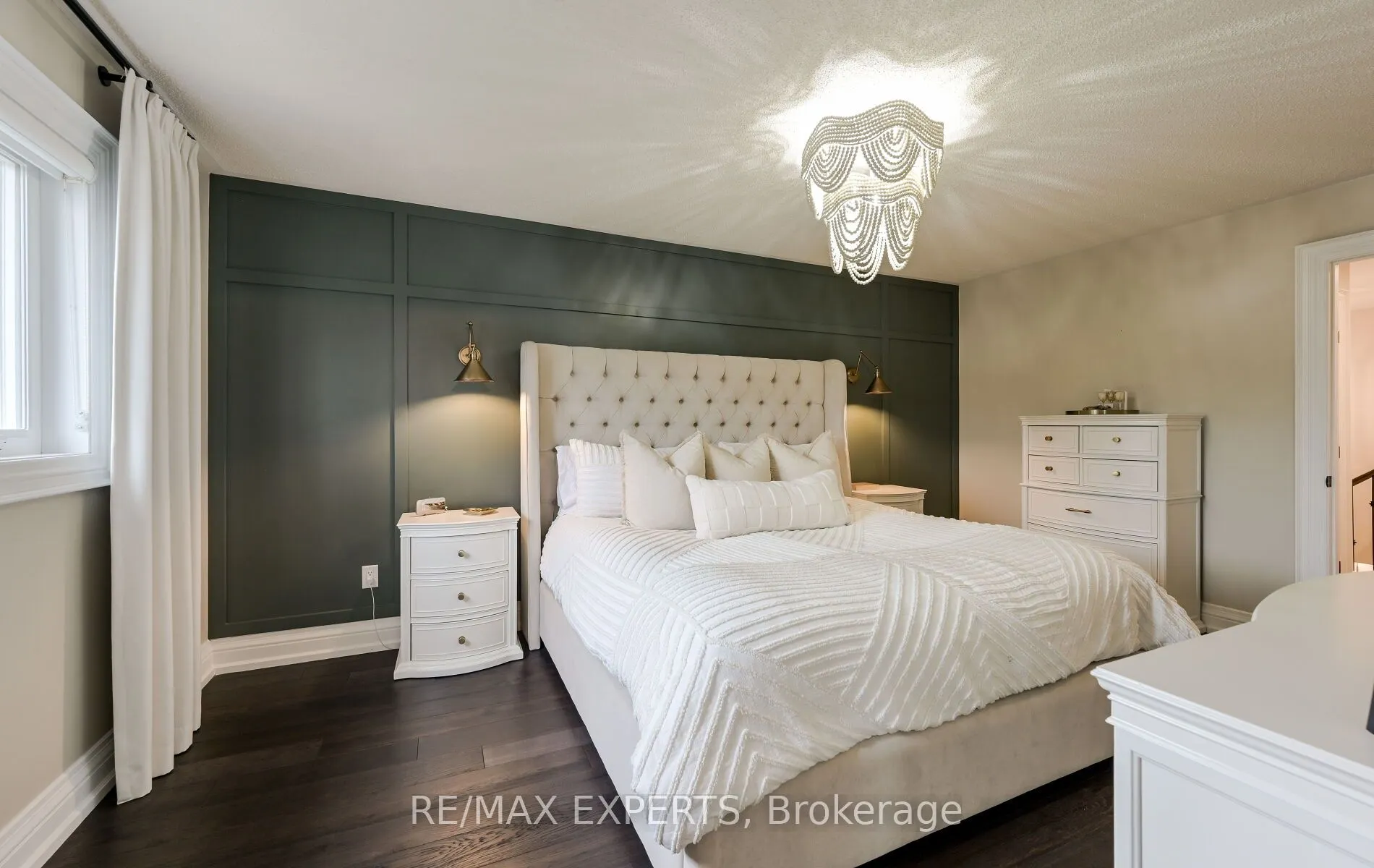 33 Emily Carr Crescent, #Main