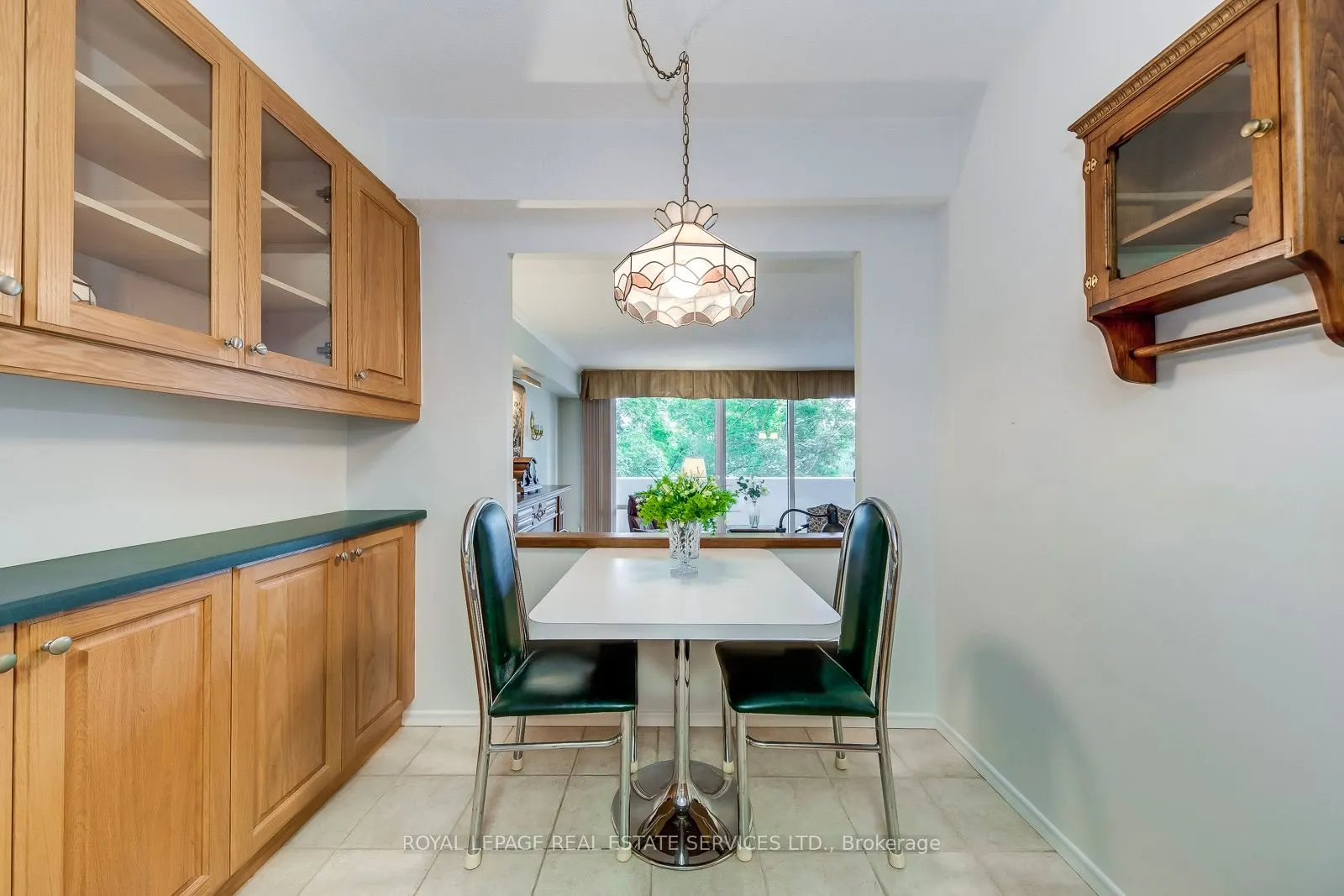 240 Scarlett Road, #405