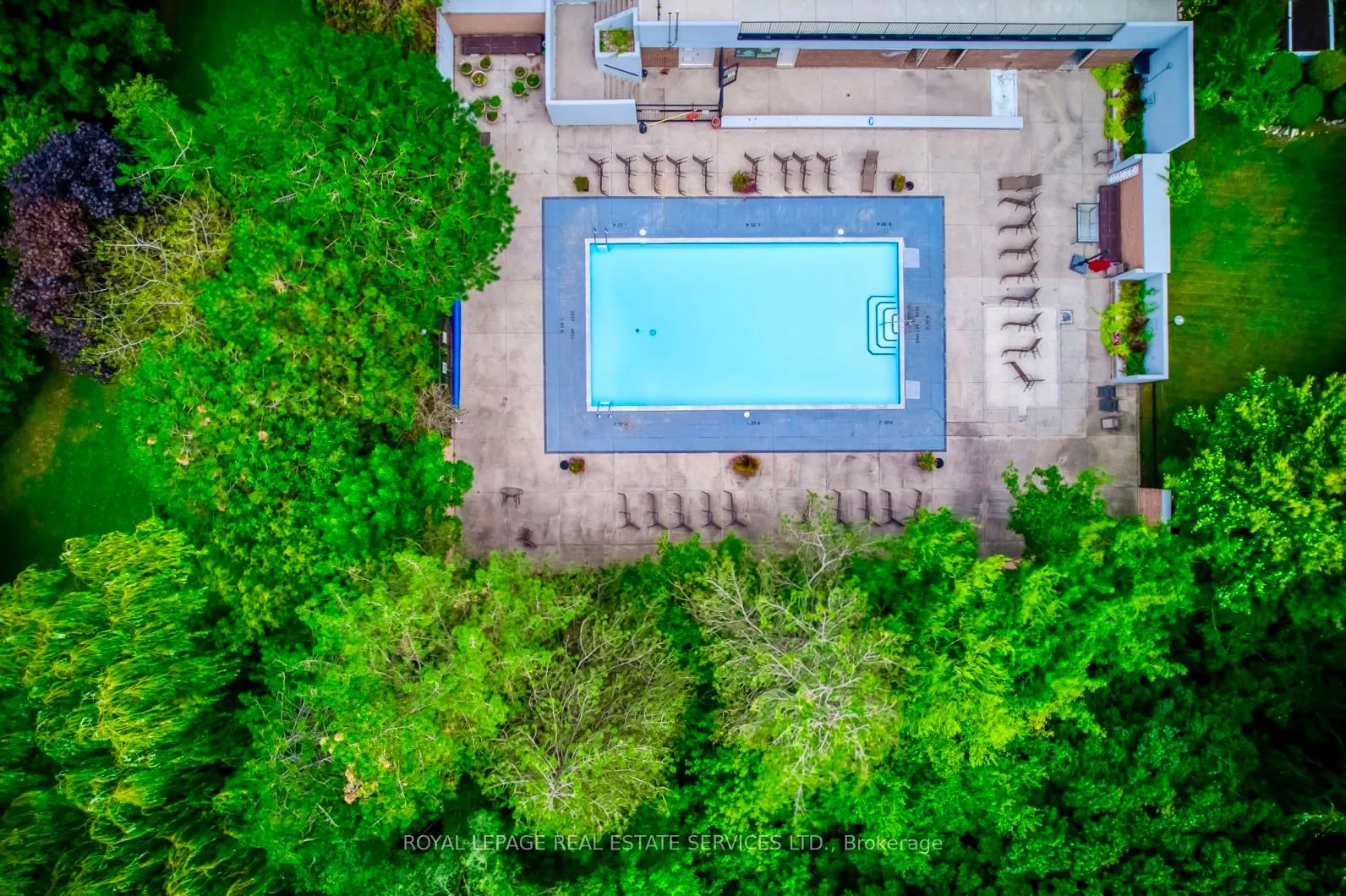 240 Scarlett Road, #405