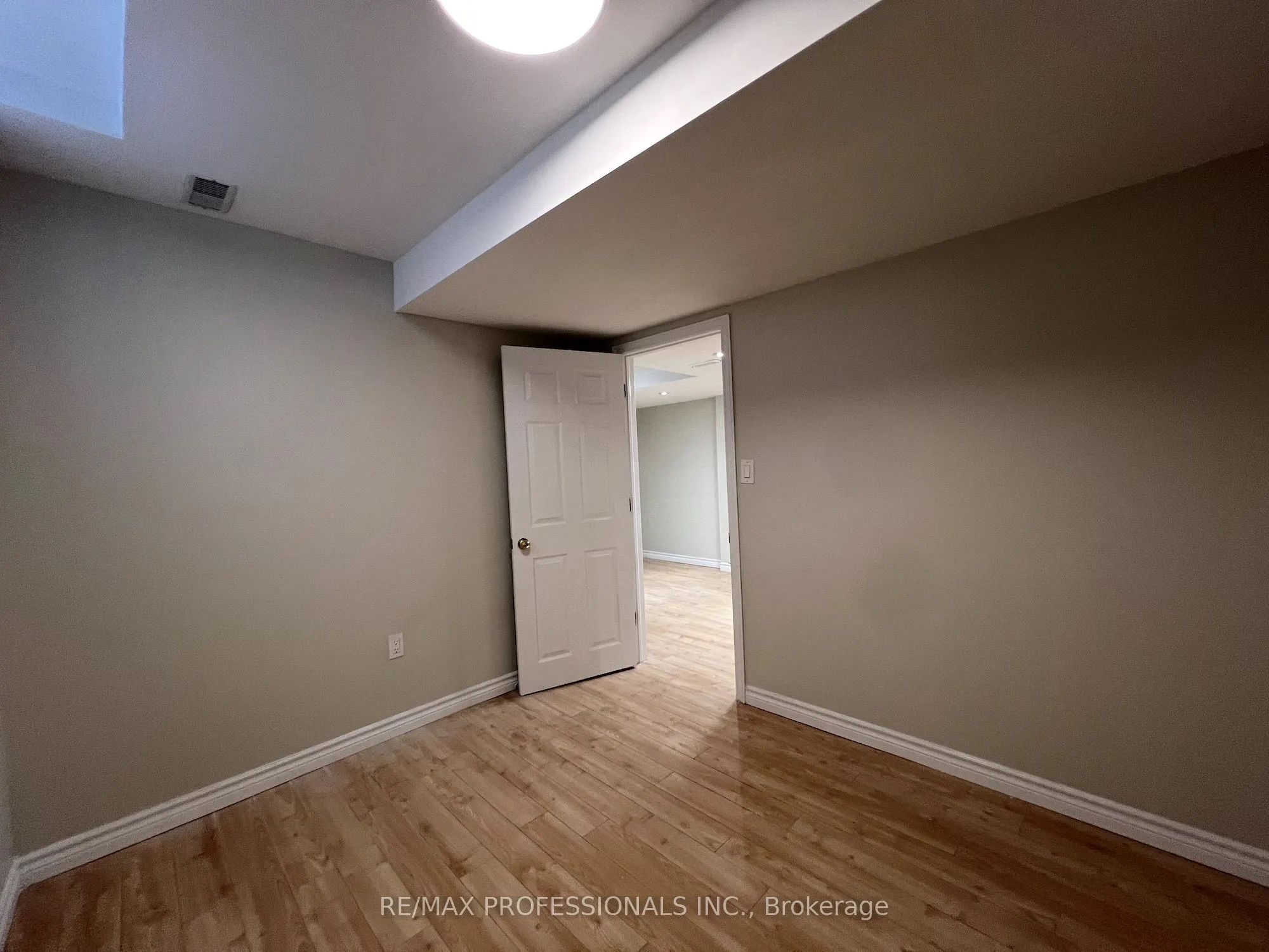 3866 Freeman Terrace, #Basement