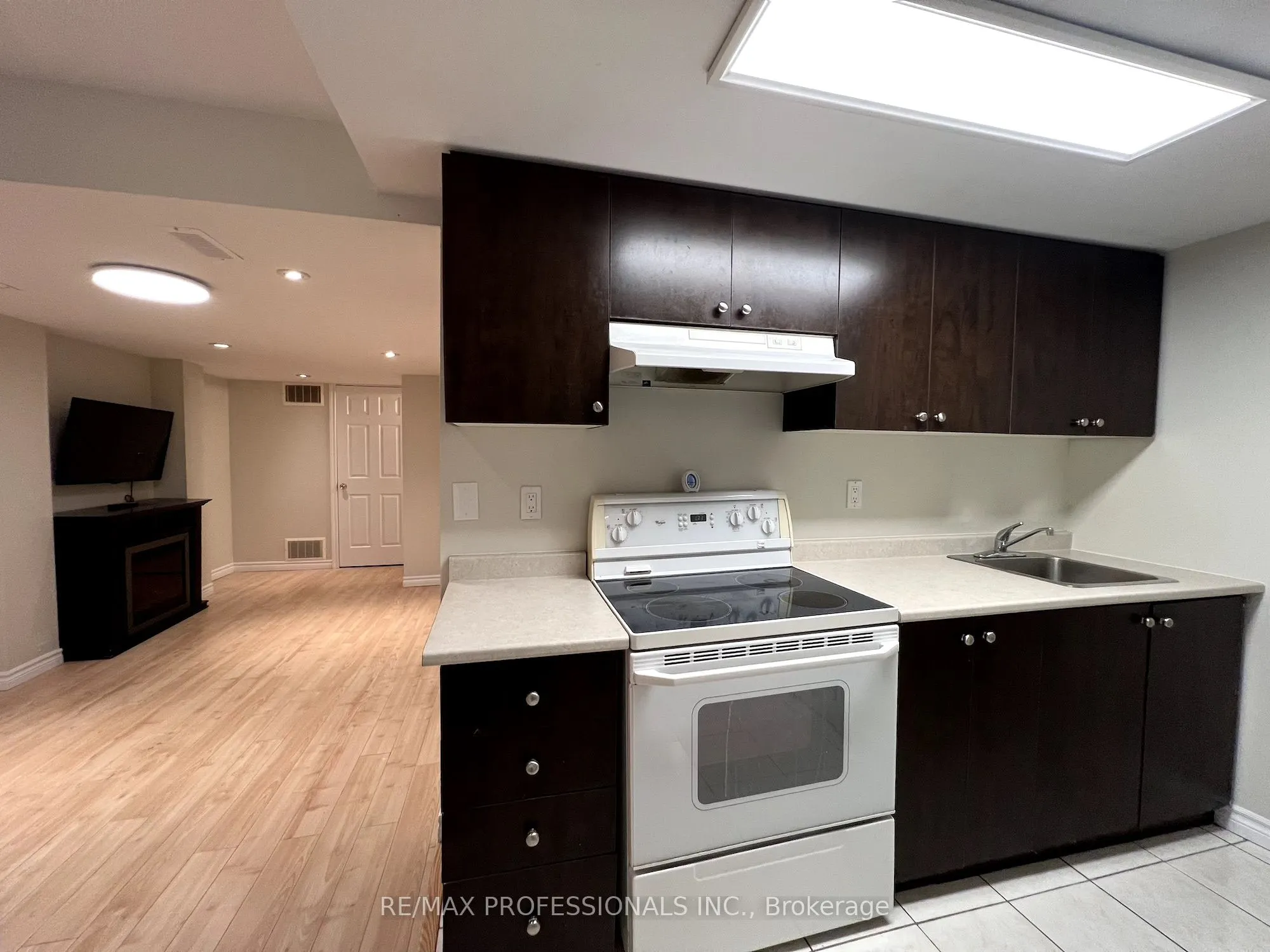 3866 Freeman Terrace, #Basement